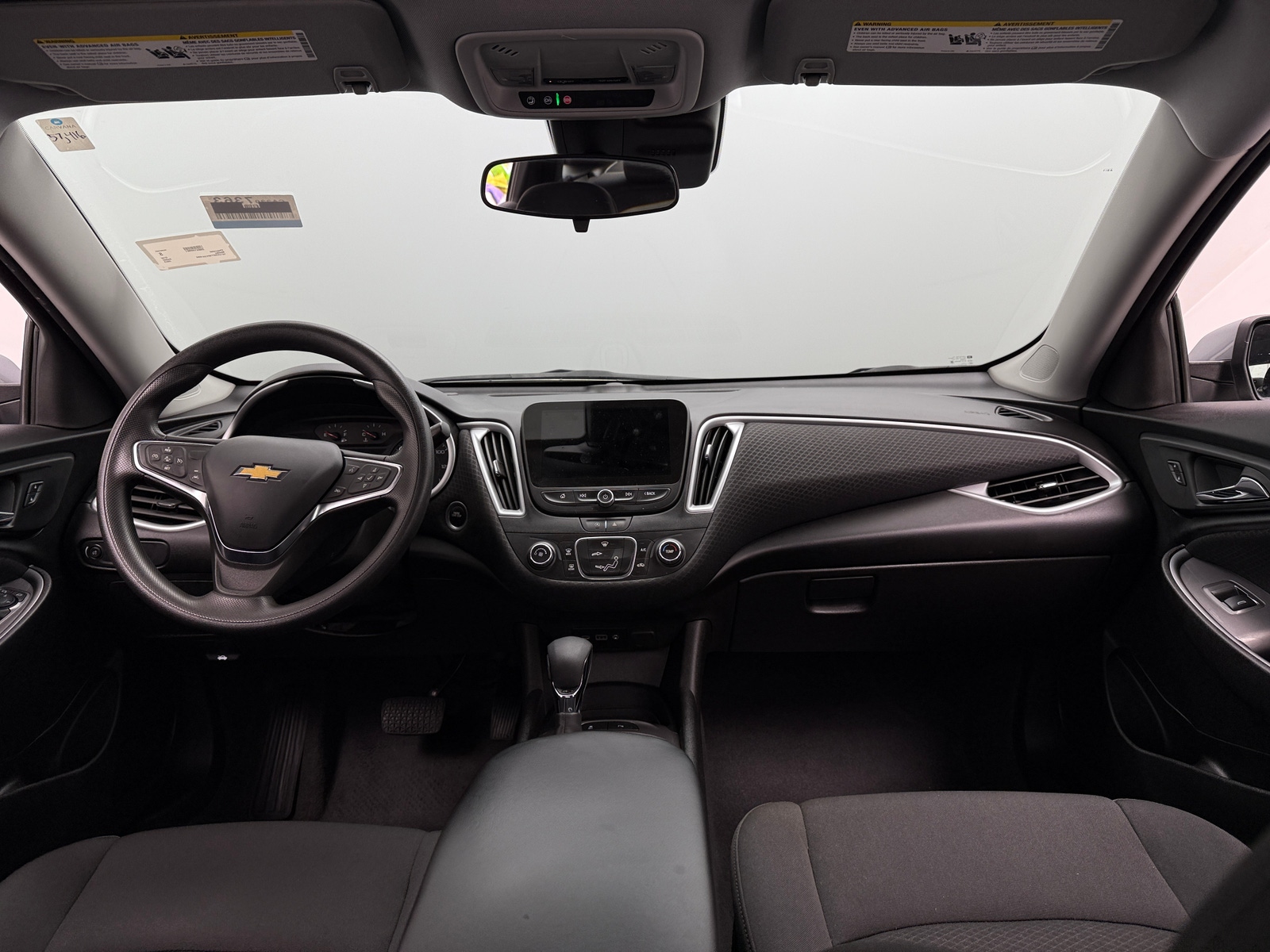 Thumbnail: 2023 Chevrolet Malibu - 3