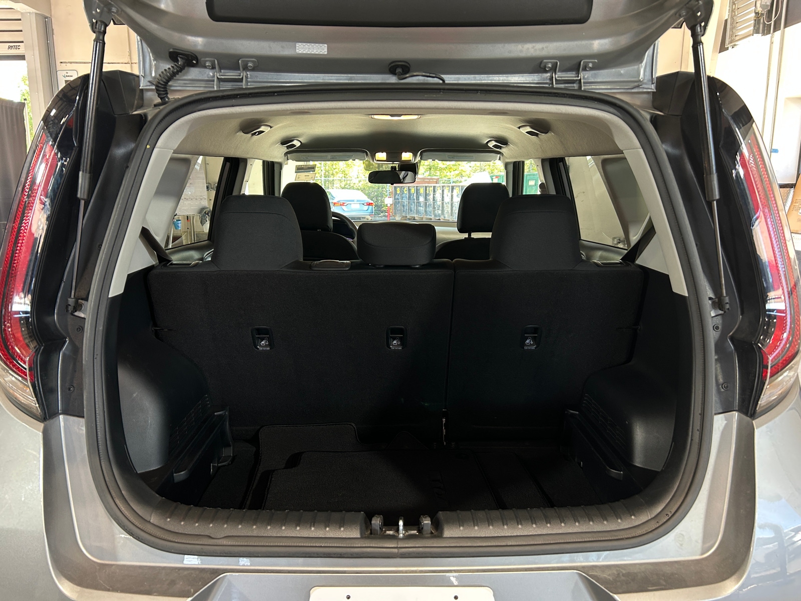 Thumbnail: 2024 Kia Soul - 7