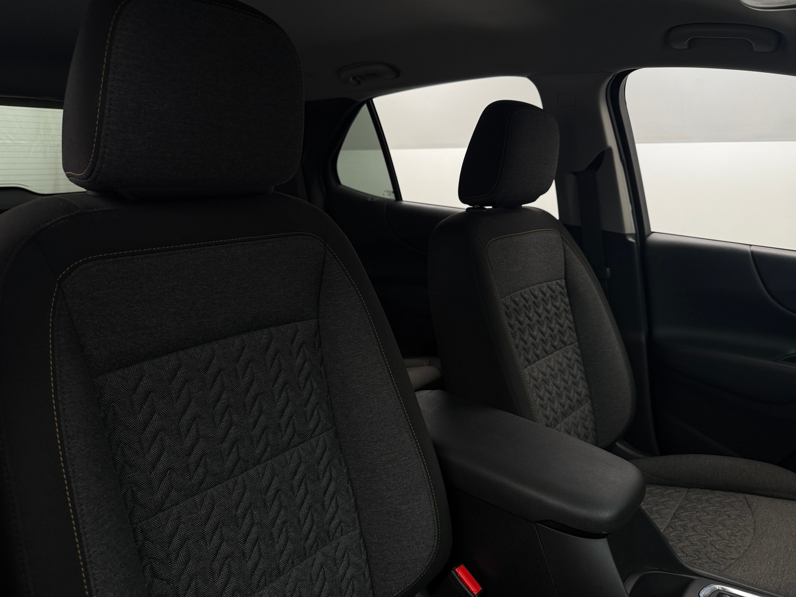 Thumbnail: 2022 Chevrolet Equinox - 2