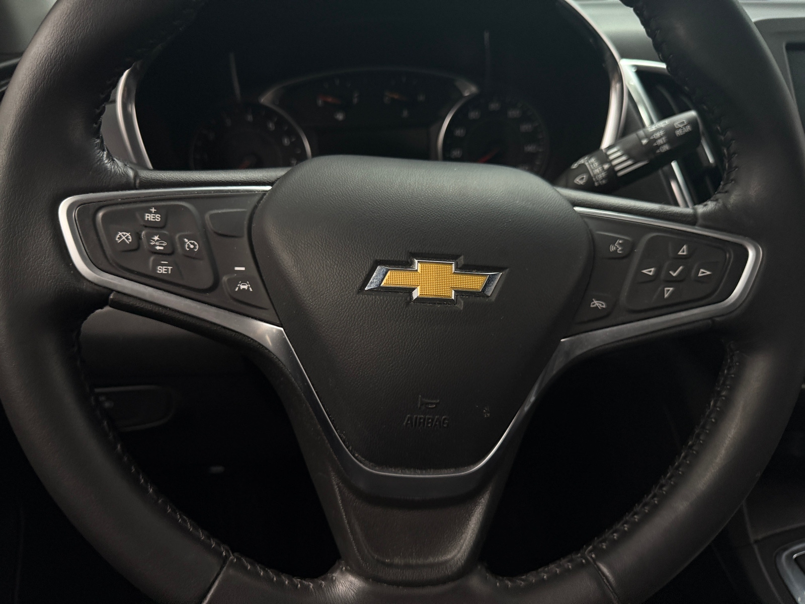 Thumbnail: 2022 Chevrolet Equinox - 5