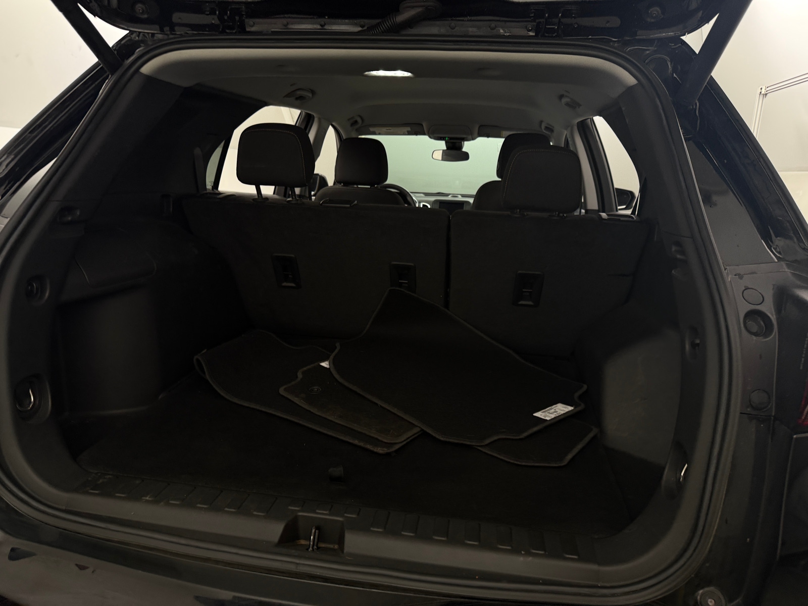 Thumbnail: 2022 Chevrolet Equinox - 7