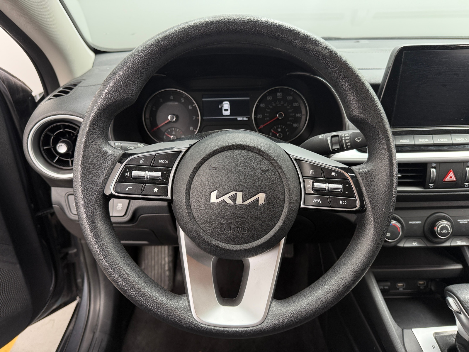Thumbnail: 2024 Kia Forte - 5