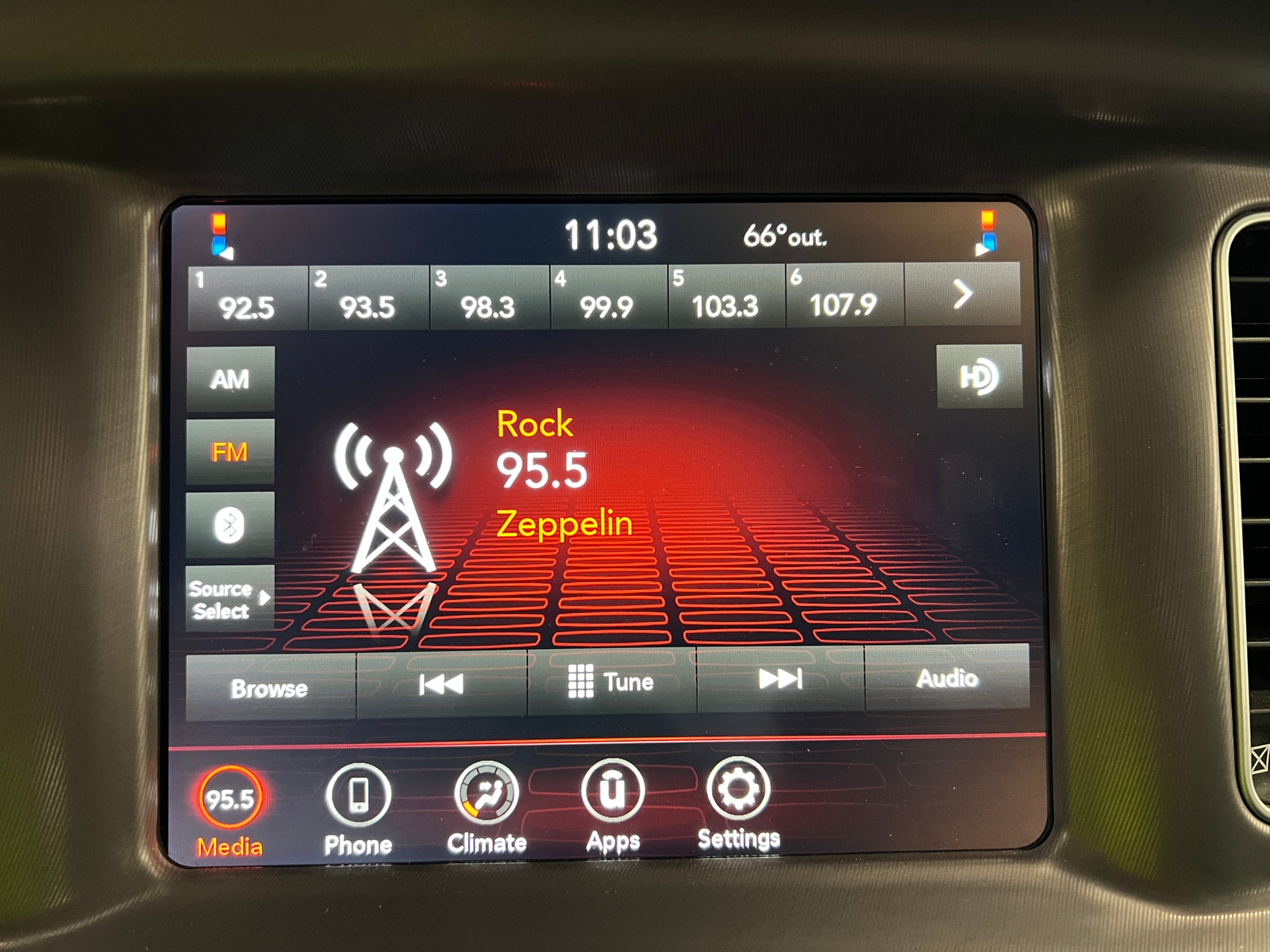 Thumbnail: 2023 Dodge Charger - 4