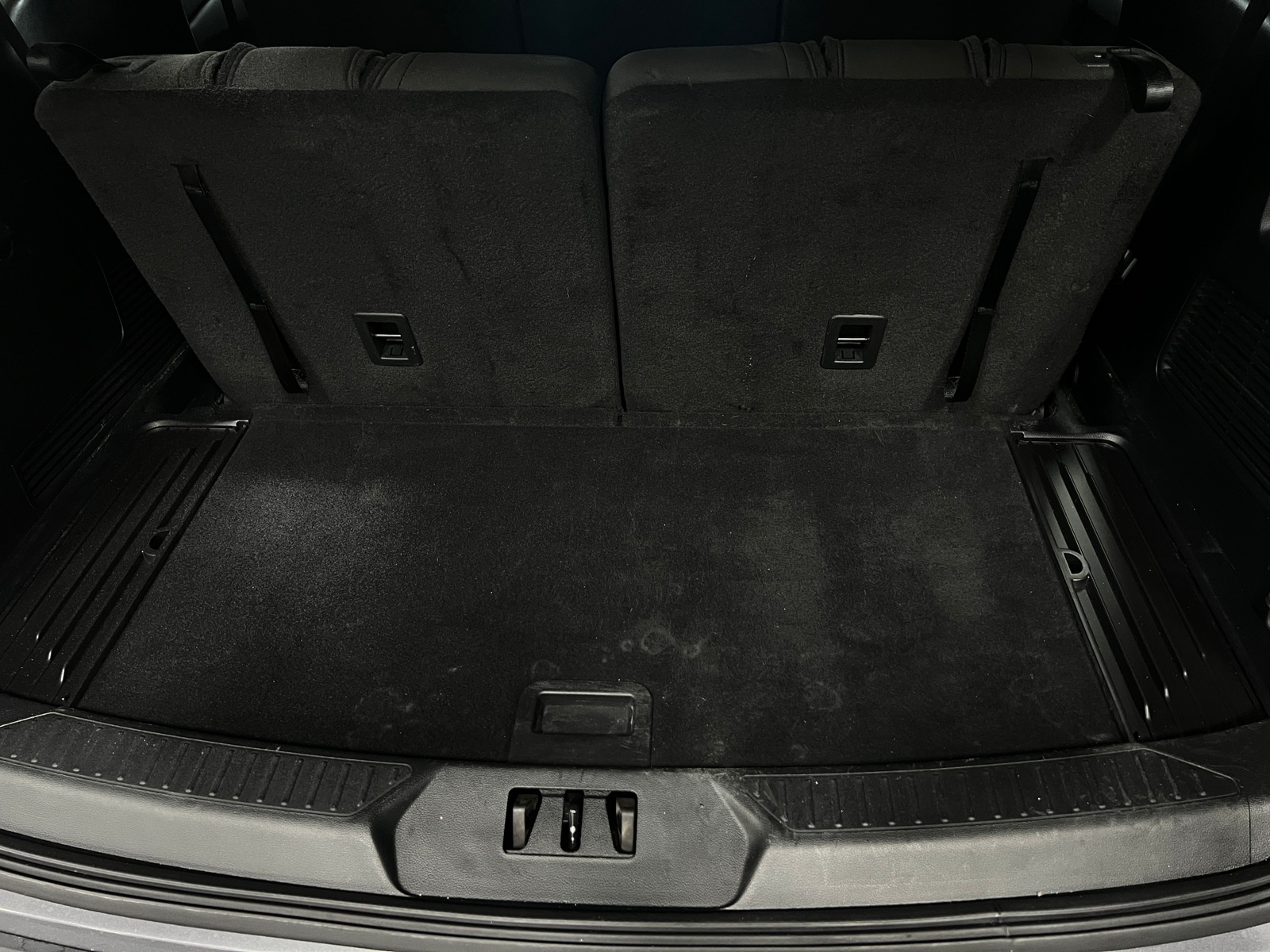 Thumbnail: 2022 Ford Explorer - 7