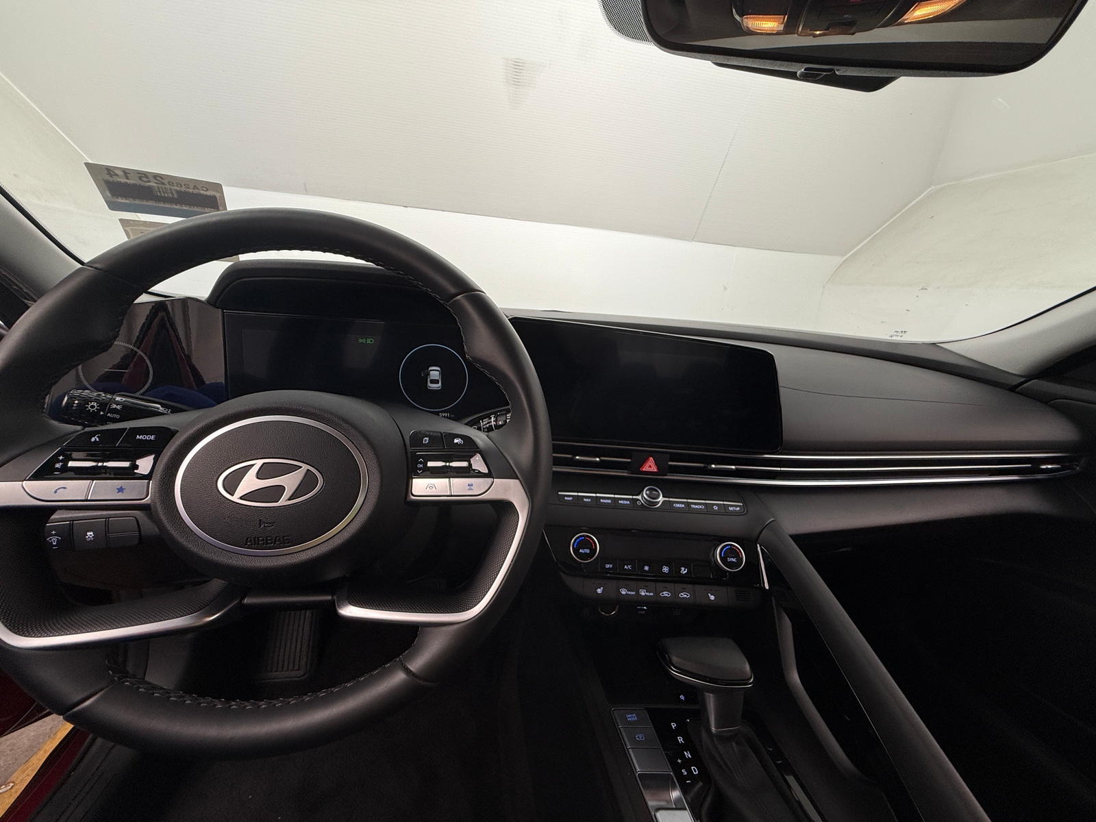 Thumbnail: 2024 Hyundai Elantra - 3