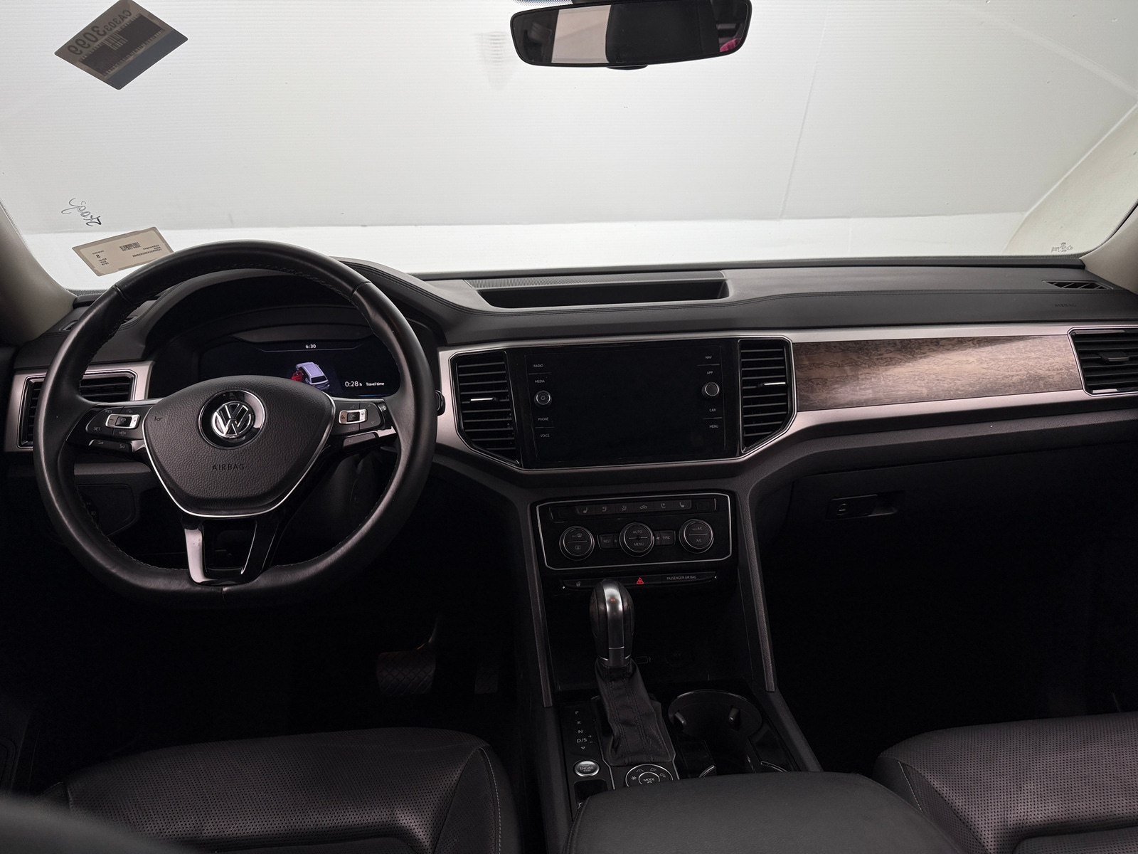 Thumbnail: 2019 Volkswagen Atlas - 2