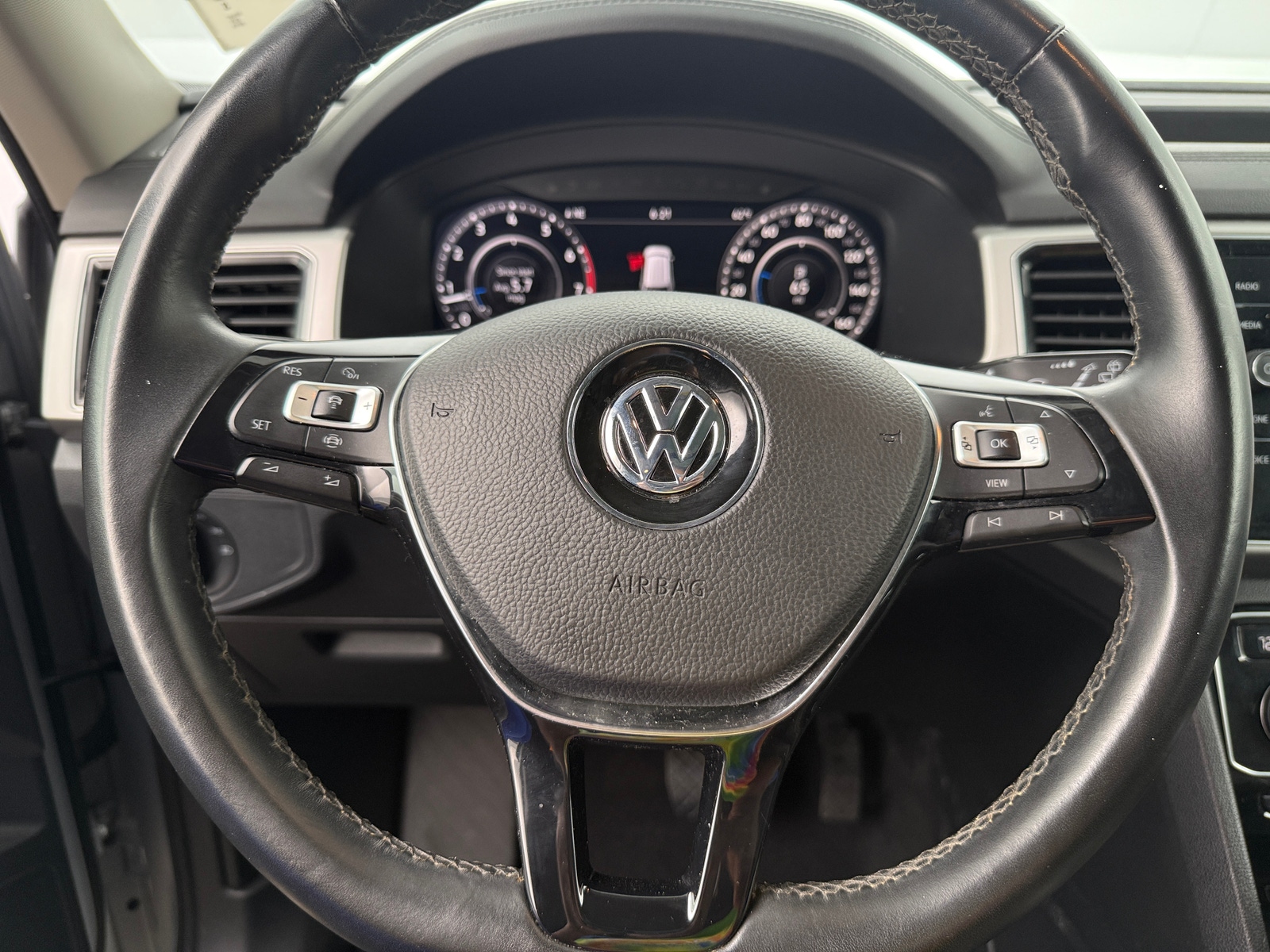 Thumbnail: 2019 Volkswagen Atlas - 4