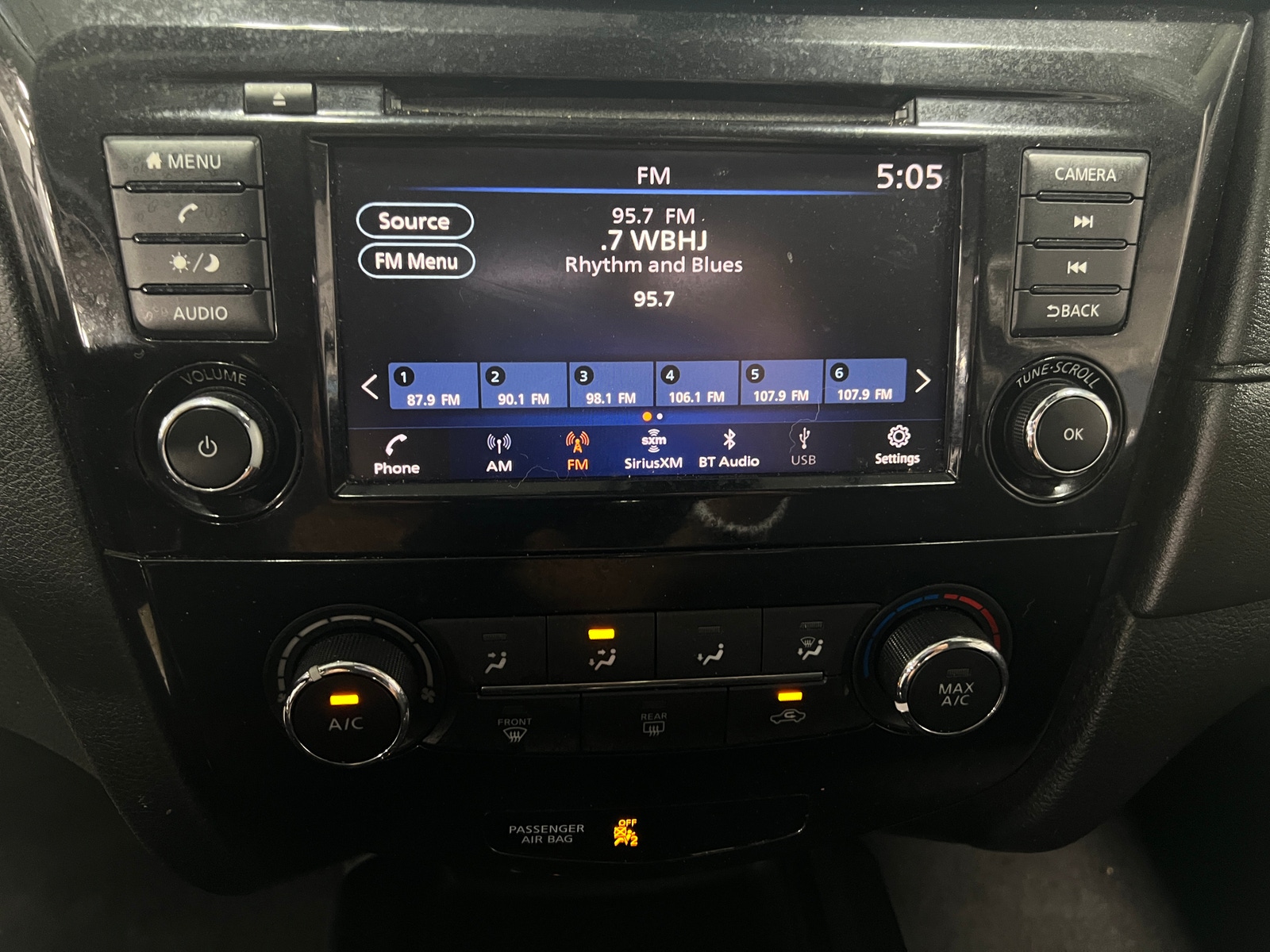 Thumbnail: 2020 Nissan Rogue - 4