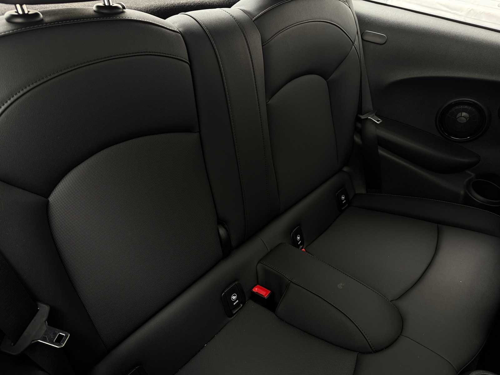 Thumbnail: 2024 MINI Cooper Hardtop - 6