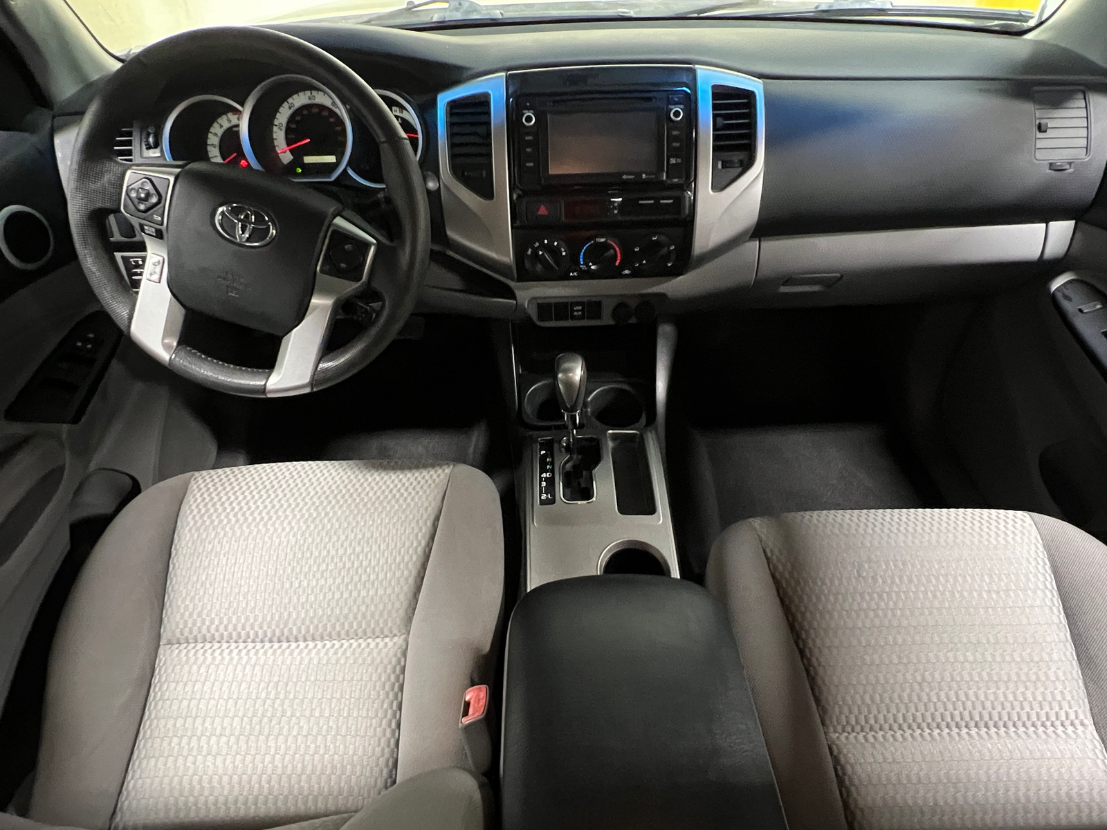Thumbnail: 2014 Toyota Tacoma - 3