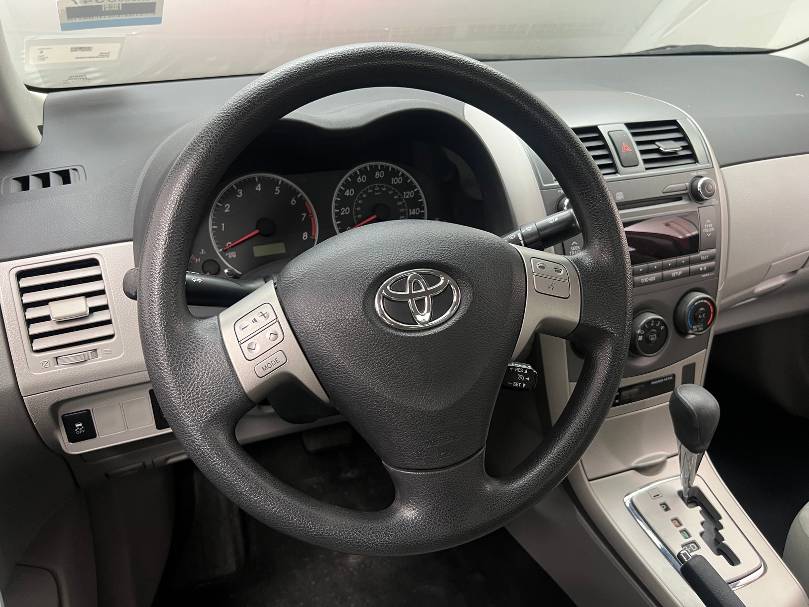 Thumbnail: 2011 Toyota Corolla - 5