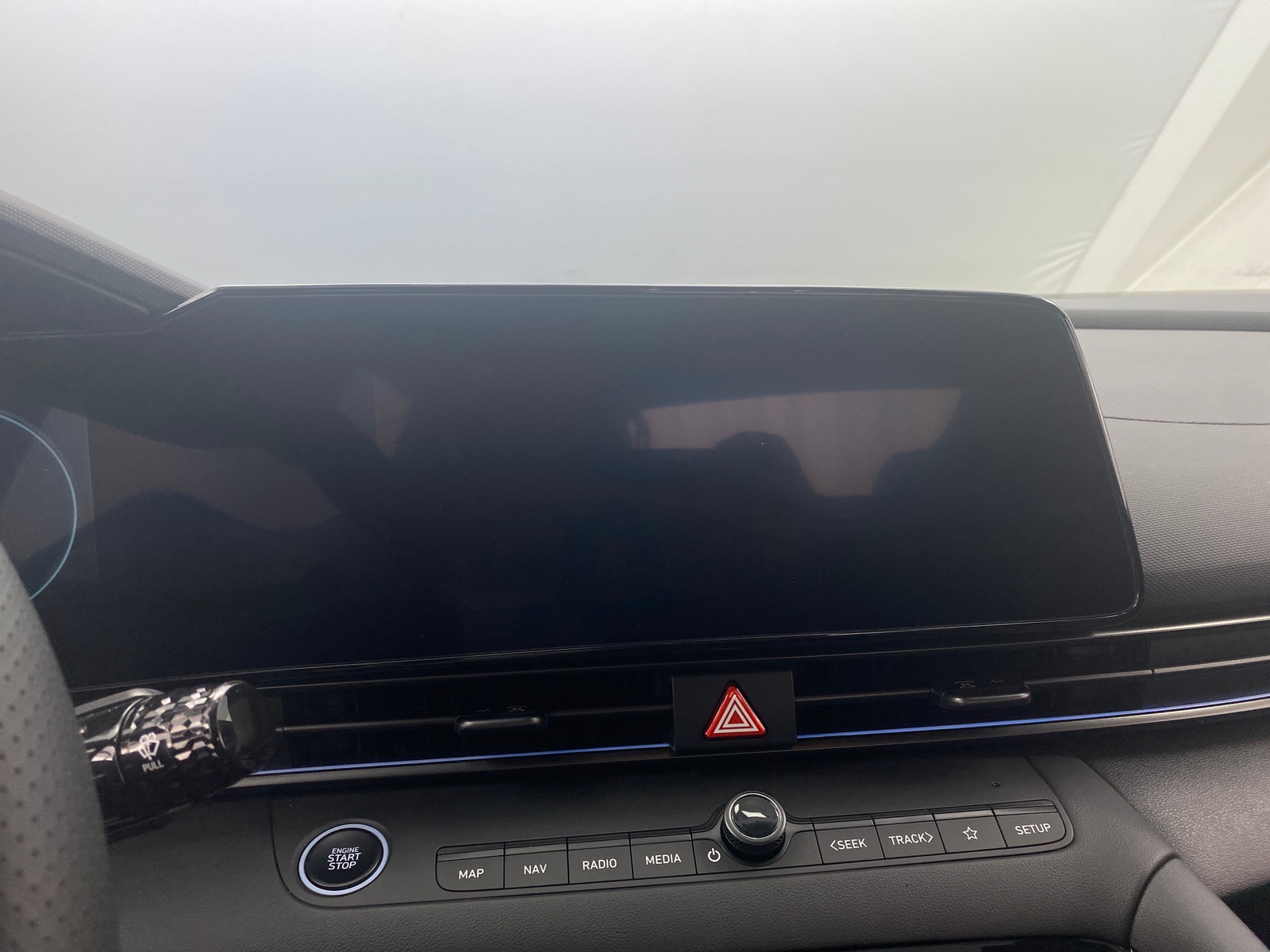 Thumbnail: 2025 Hyundai Elantra - 4