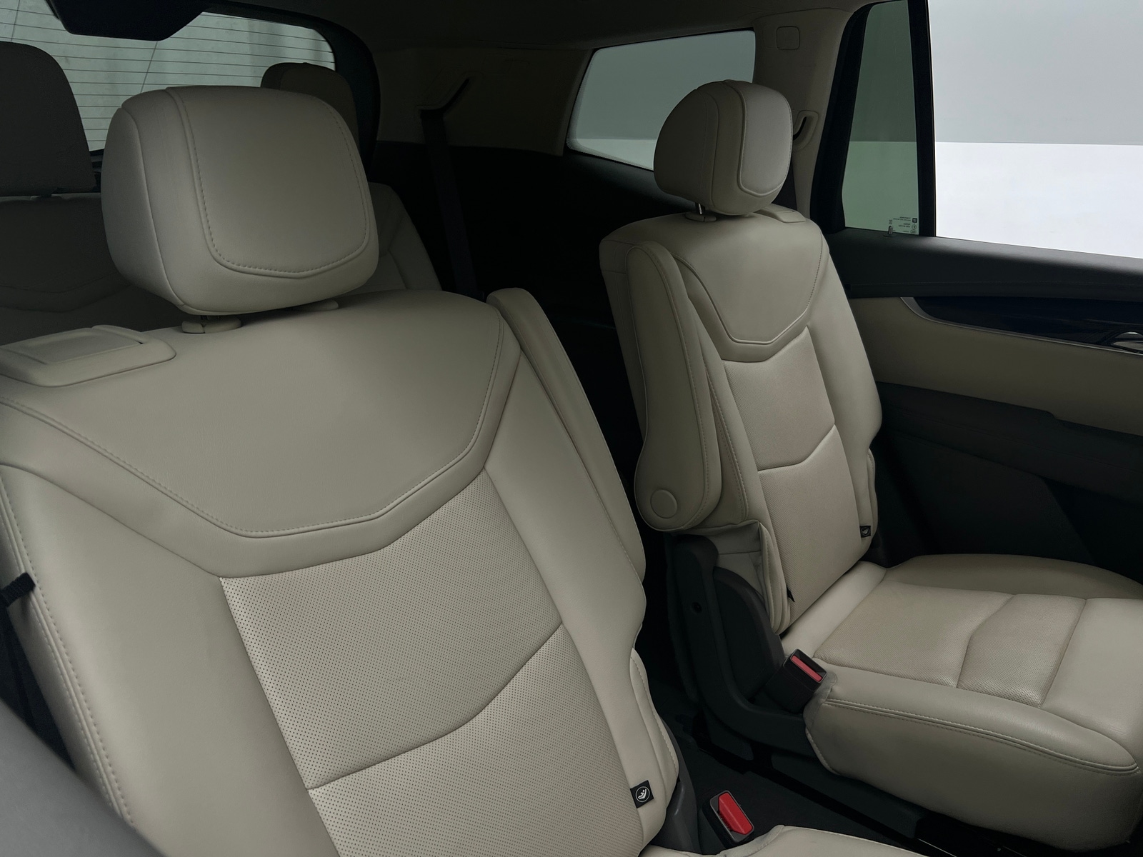 Thumbnail: 2021 Cadillac XT6 - 5