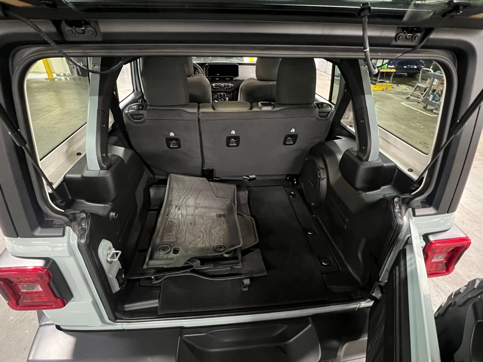 Thumbnail: 2024 Jeep Wrangler - 7
