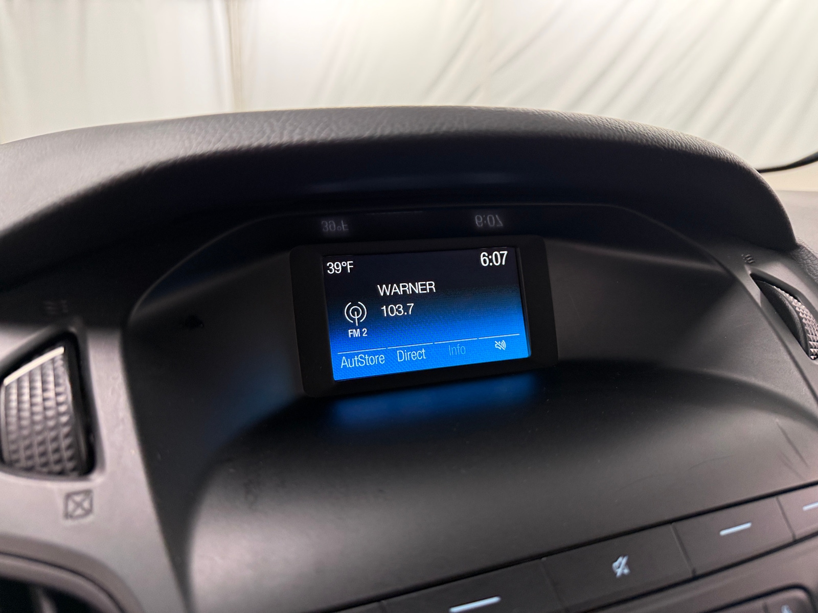 Thumbnail: 2018 Ford Focus - 4