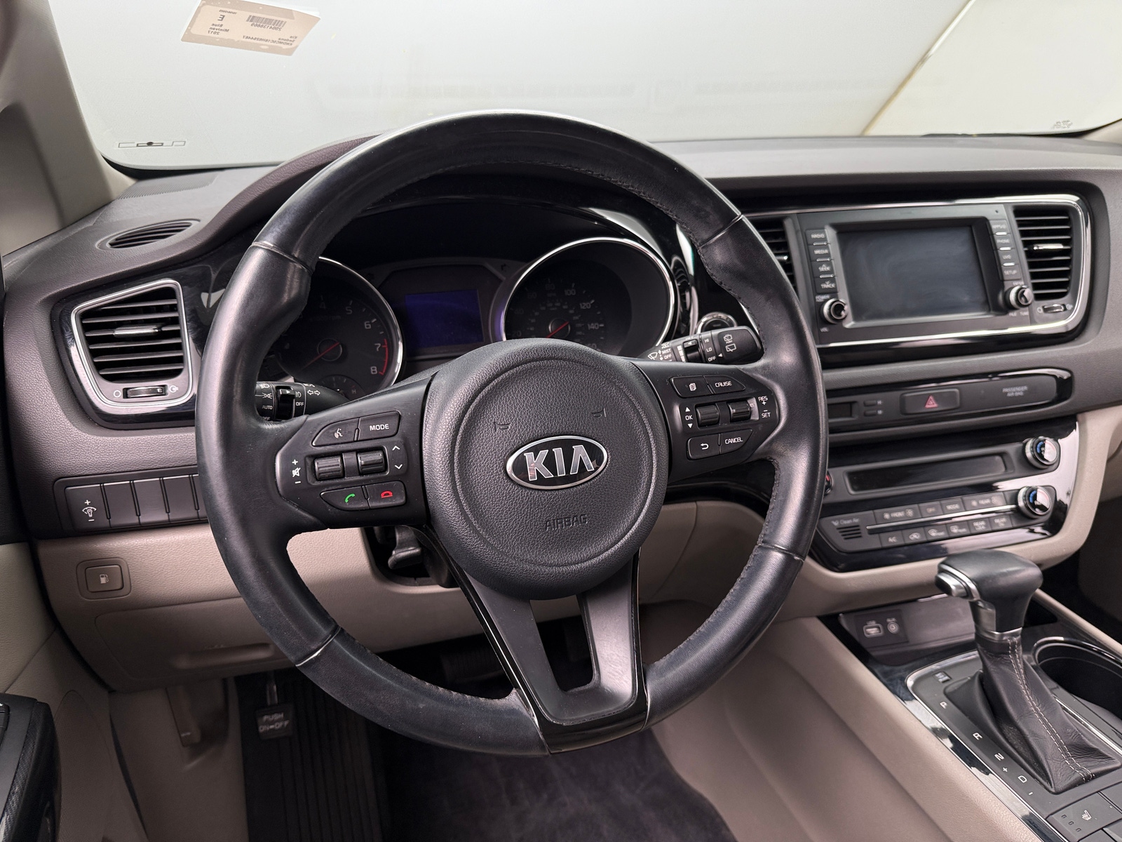 Thumbnail: 2017 Kia Sedona - 5