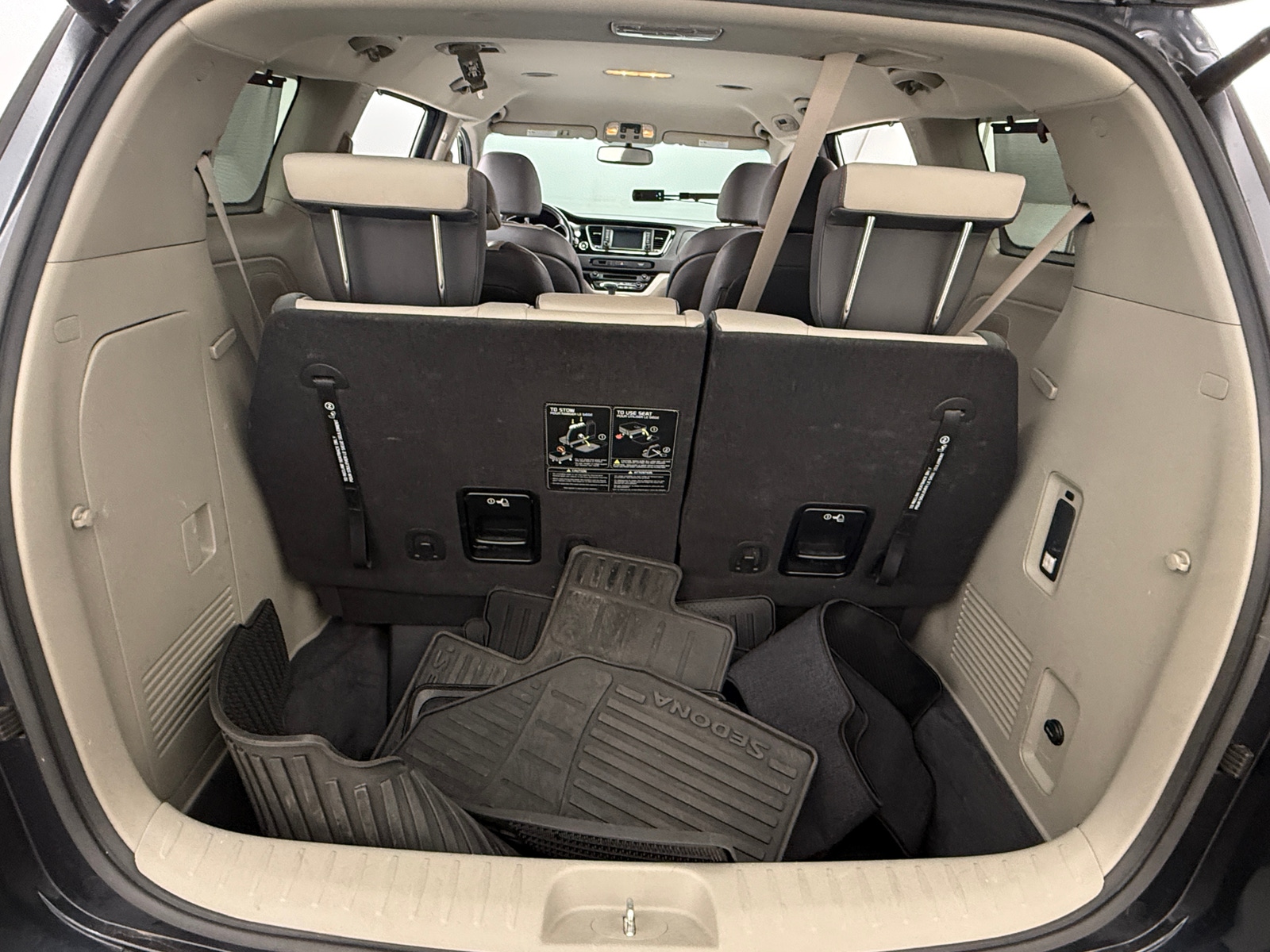 Thumbnail: 2017 Kia Sedona - 7