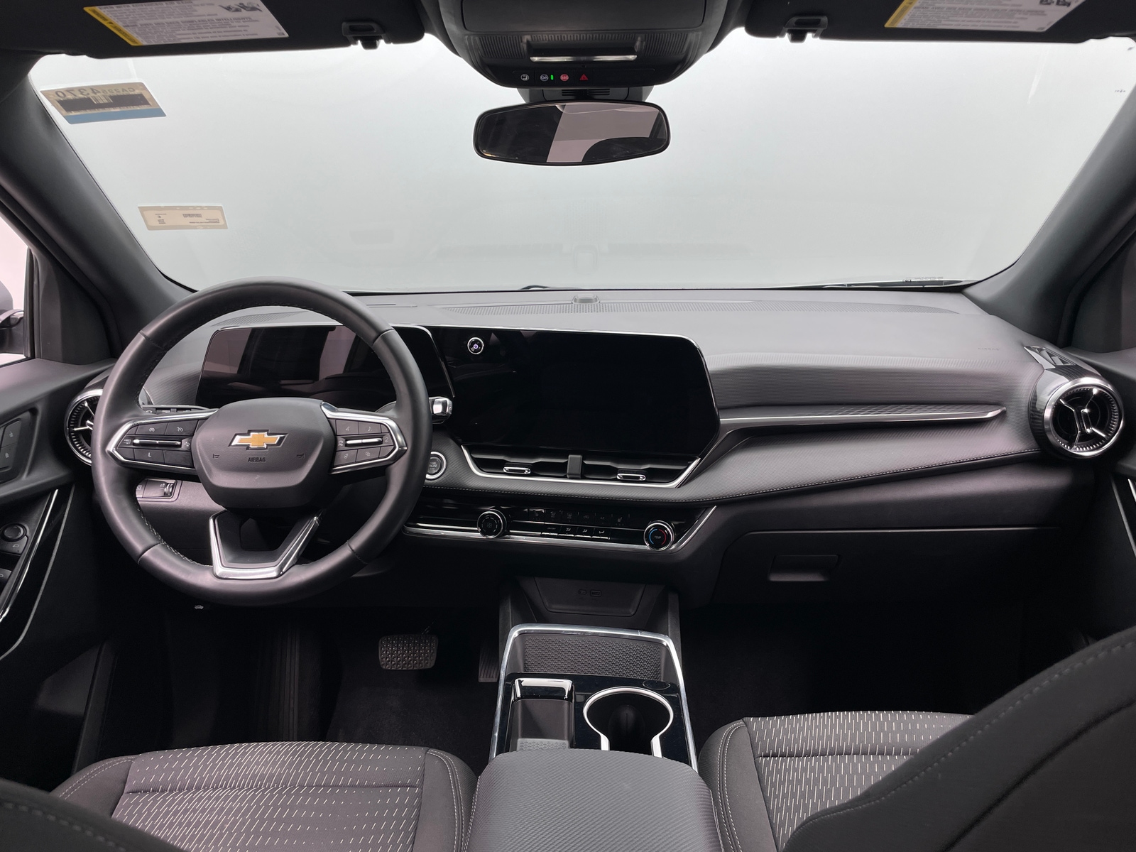 Thumbnail: 2025 Chevrolet Equinox - 3