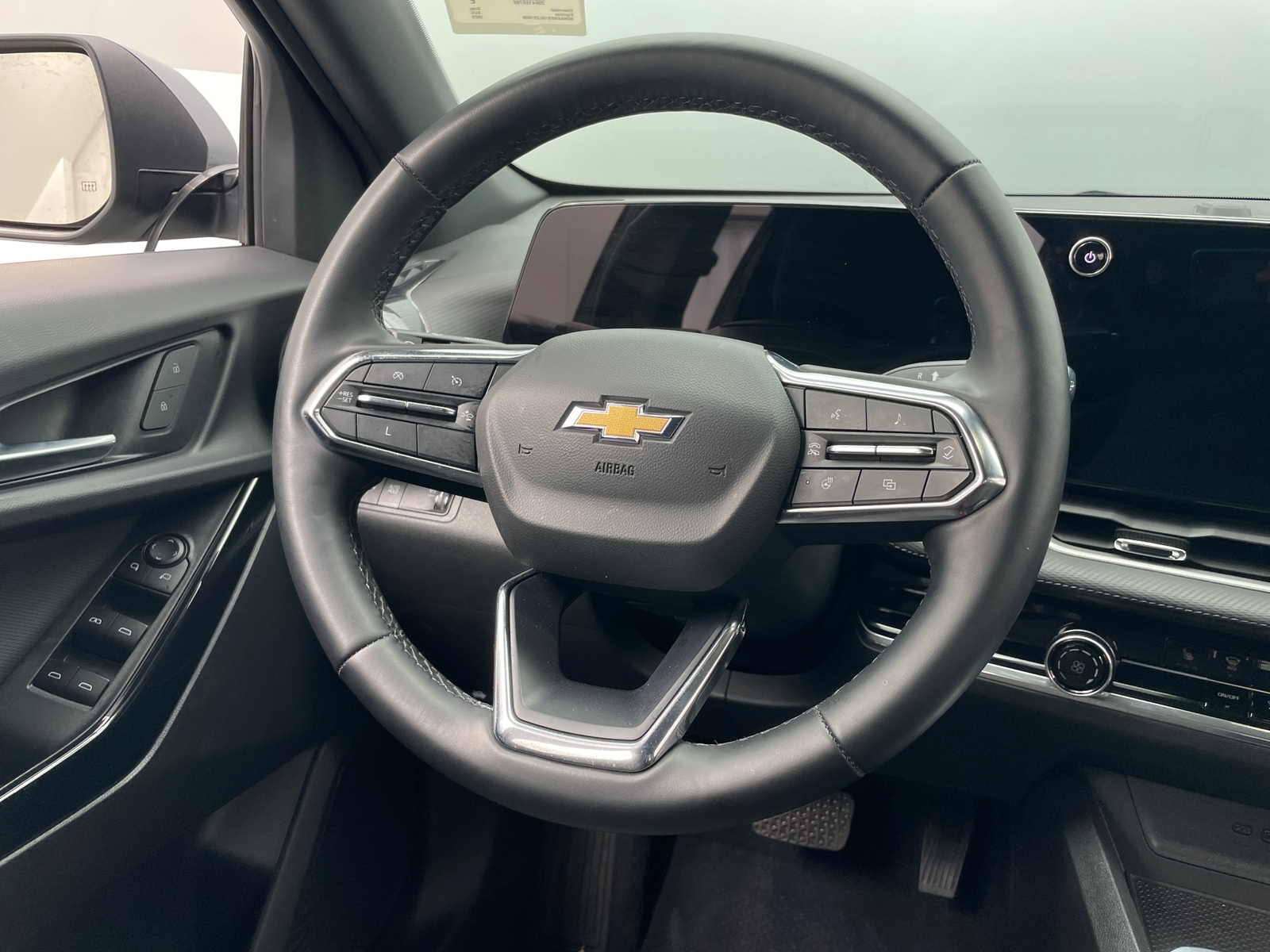Thumbnail: 2025 Chevrolet Equinox - 5