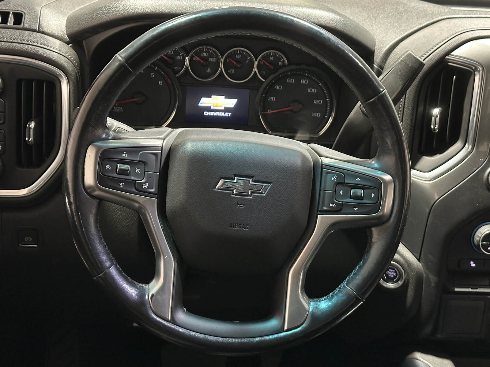 Thumbnail: 2019 Chevrolet Silverado 1500 - 5