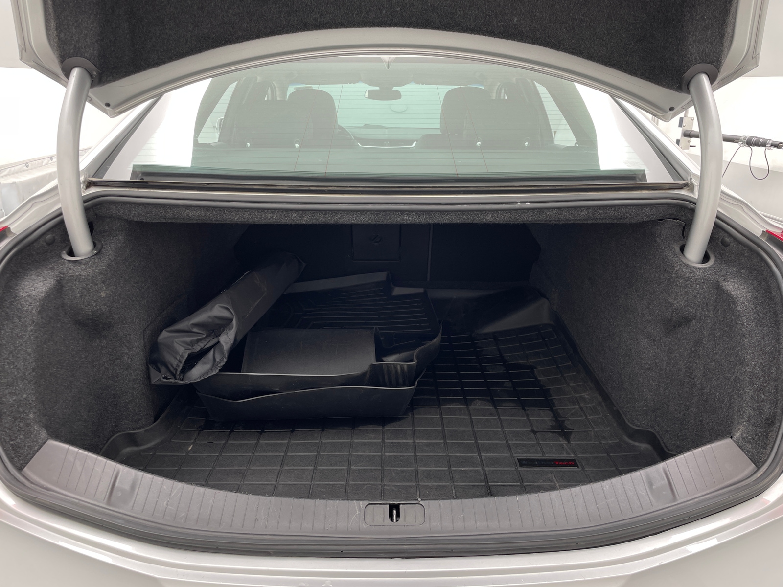 Thumbnail: 2017 Cadillac XTS - 6