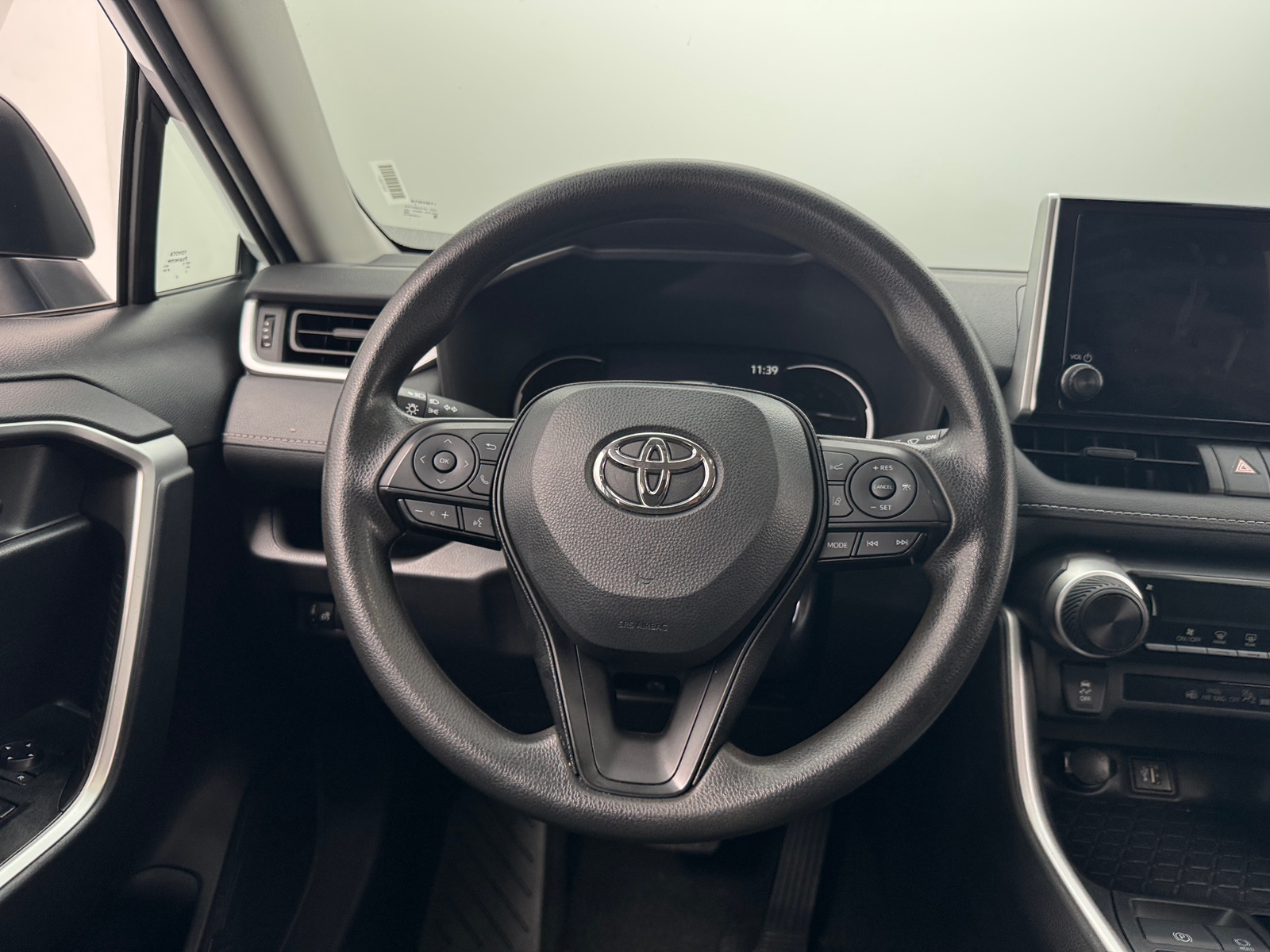 Thumbnail: 2024 Toyota RAV4 - 5