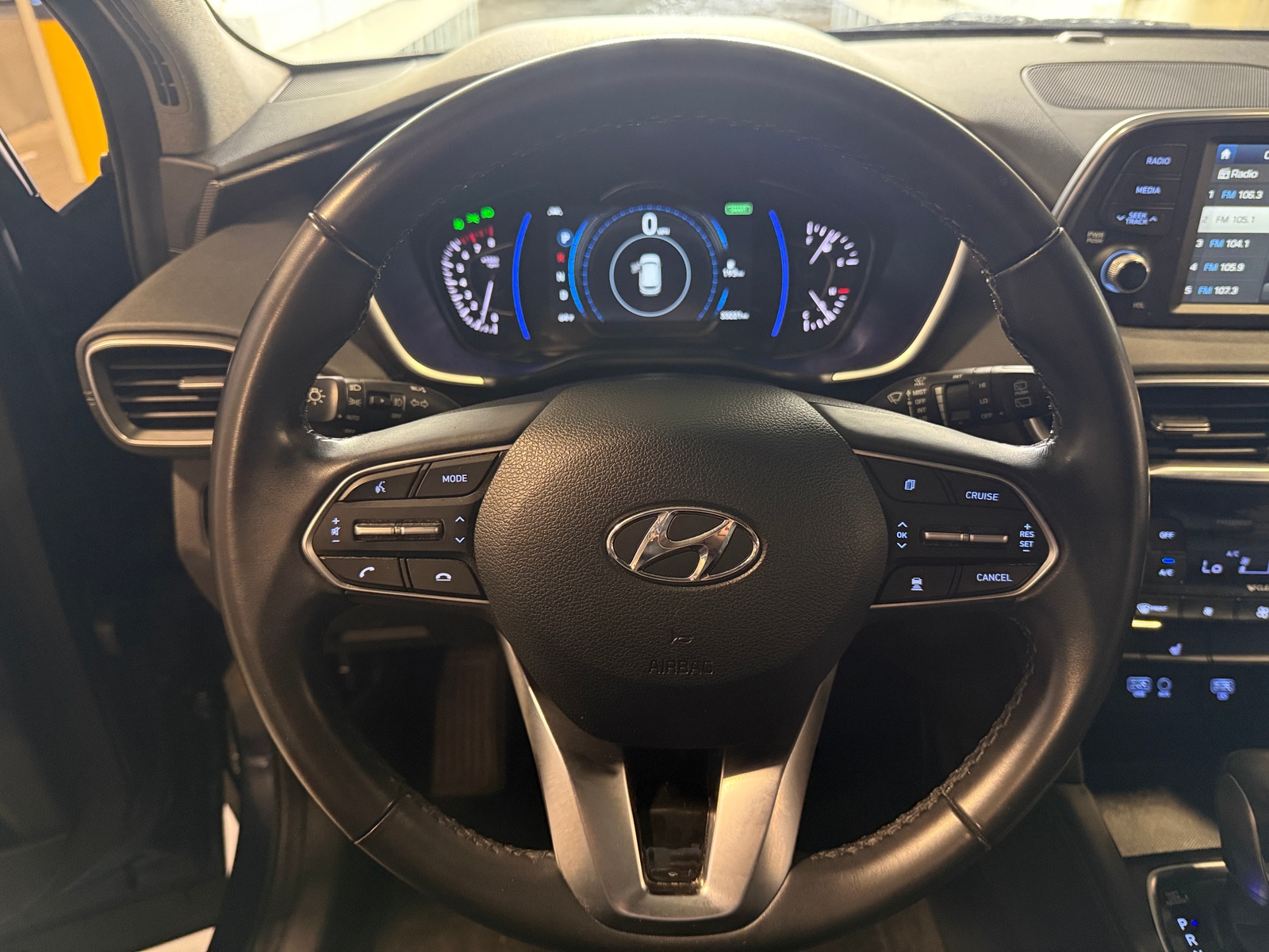 Thumbnail: 2019 Hyundai Santa Fe - 4