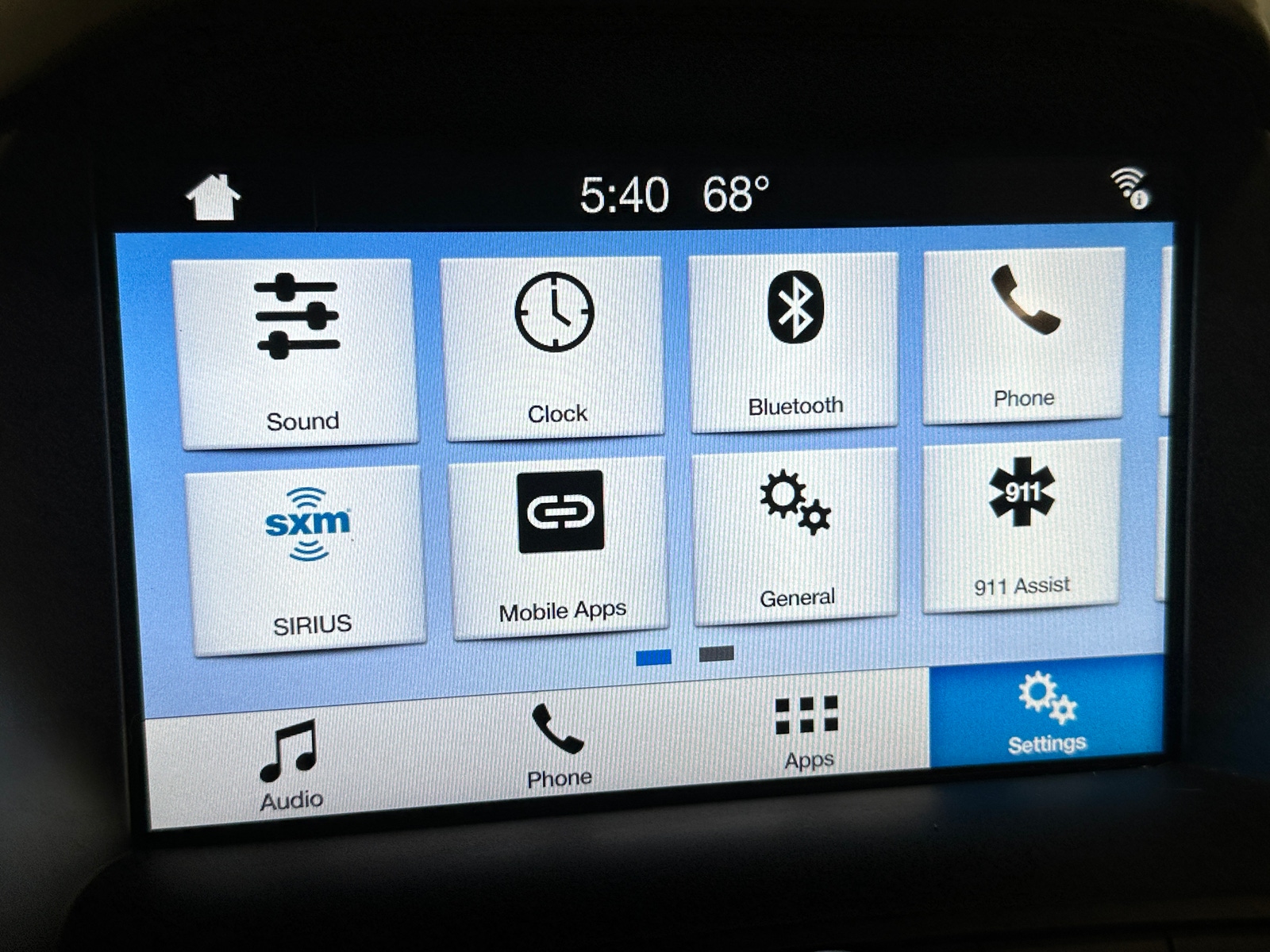 Thumbnail: 2019 Ford Escape - 3