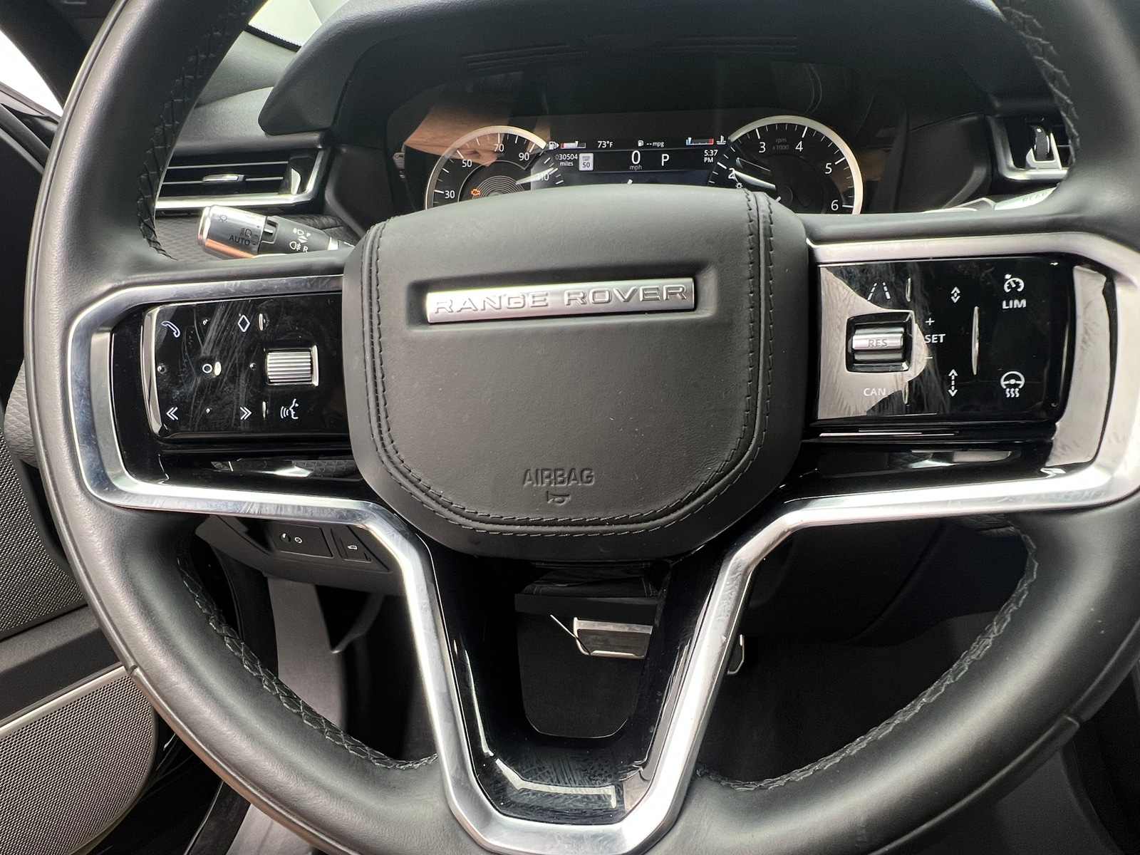 Thumbnail: 2022 Land Rover Range Rover Velar - 4