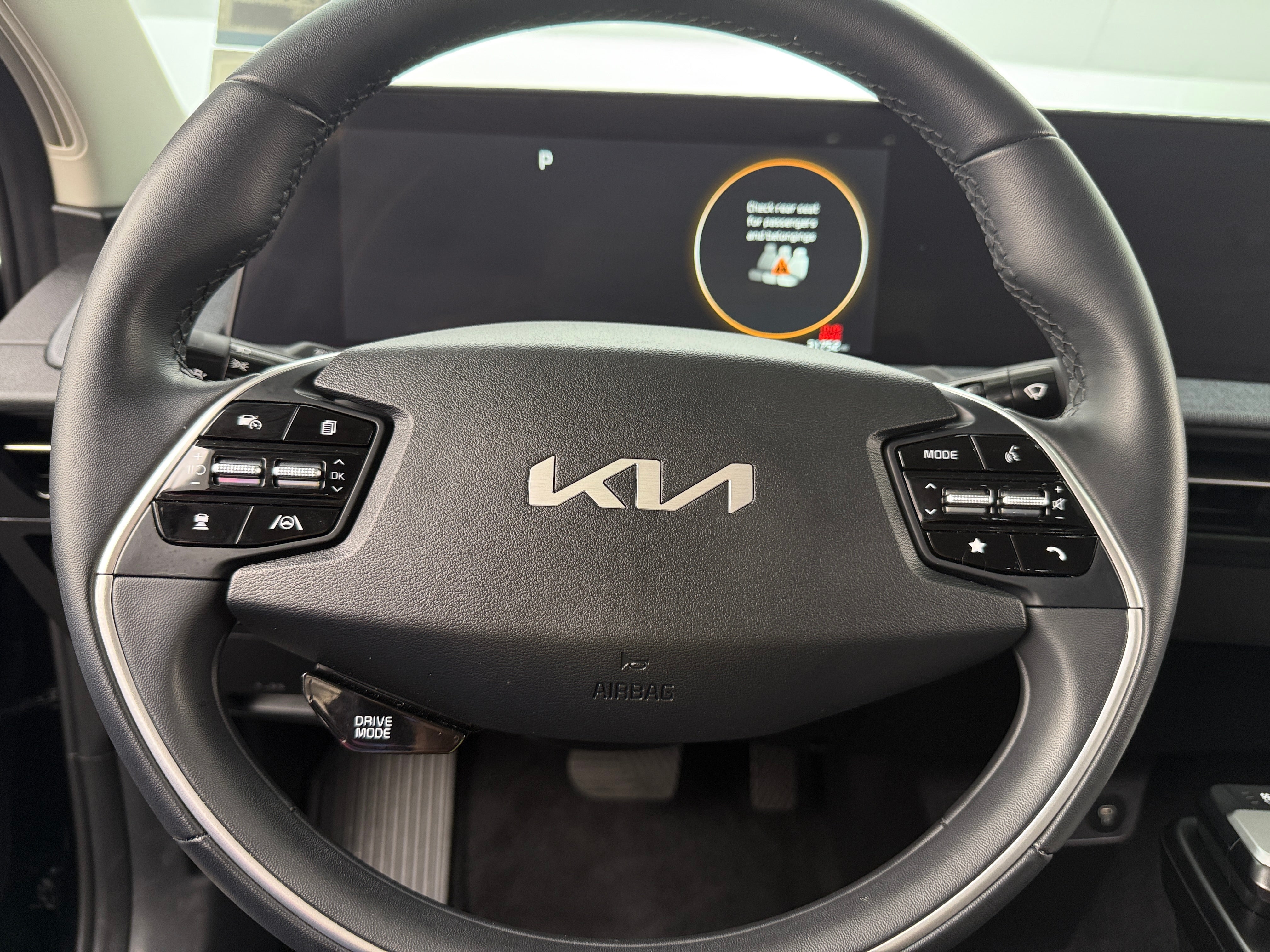 Used 2022 Kia Ev6 Wind with VIN KNDC34LA6N5080768 for sale in Oak Creek, WI