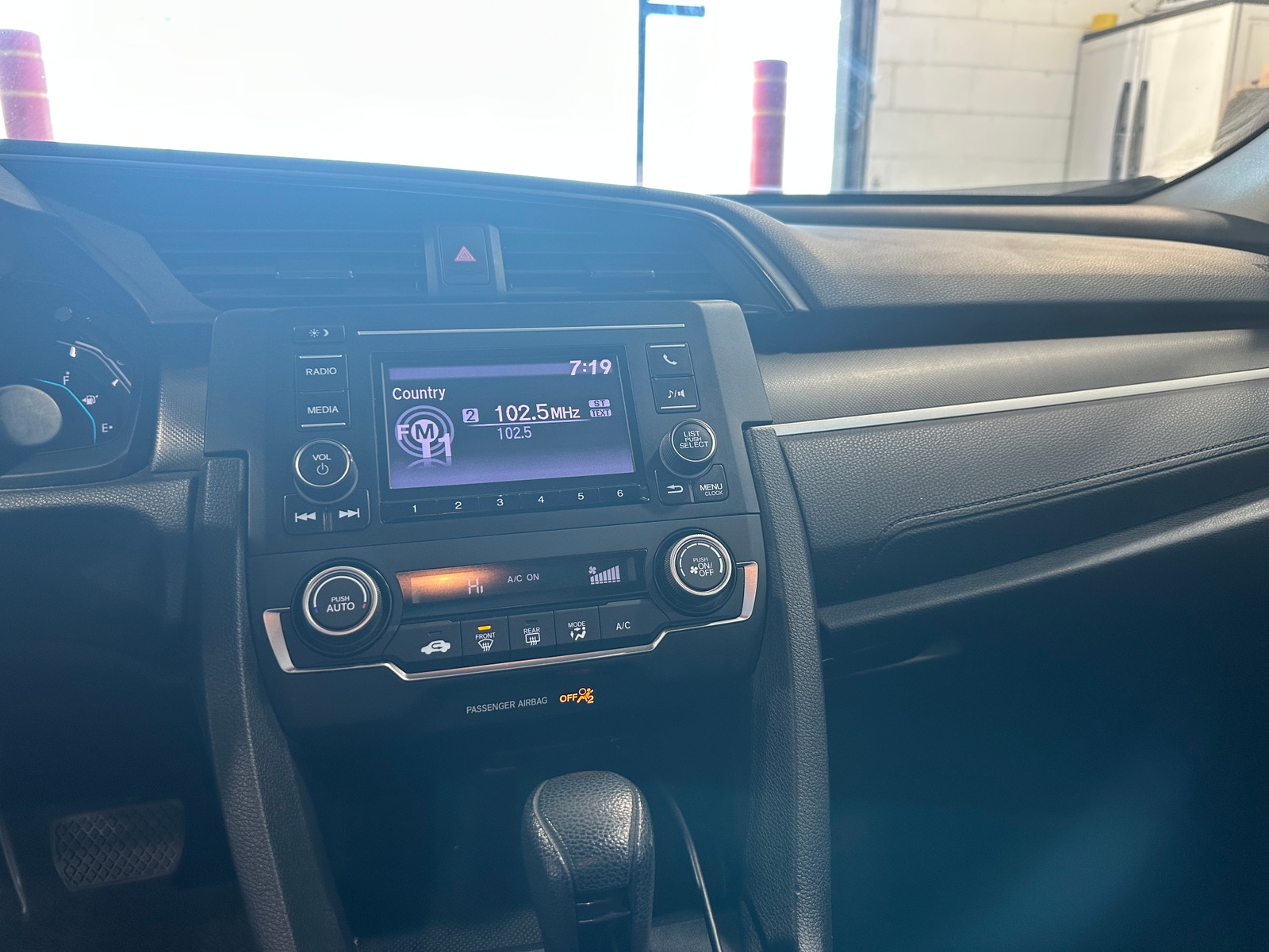Thumbnail: 2019 Honda Civic - 4