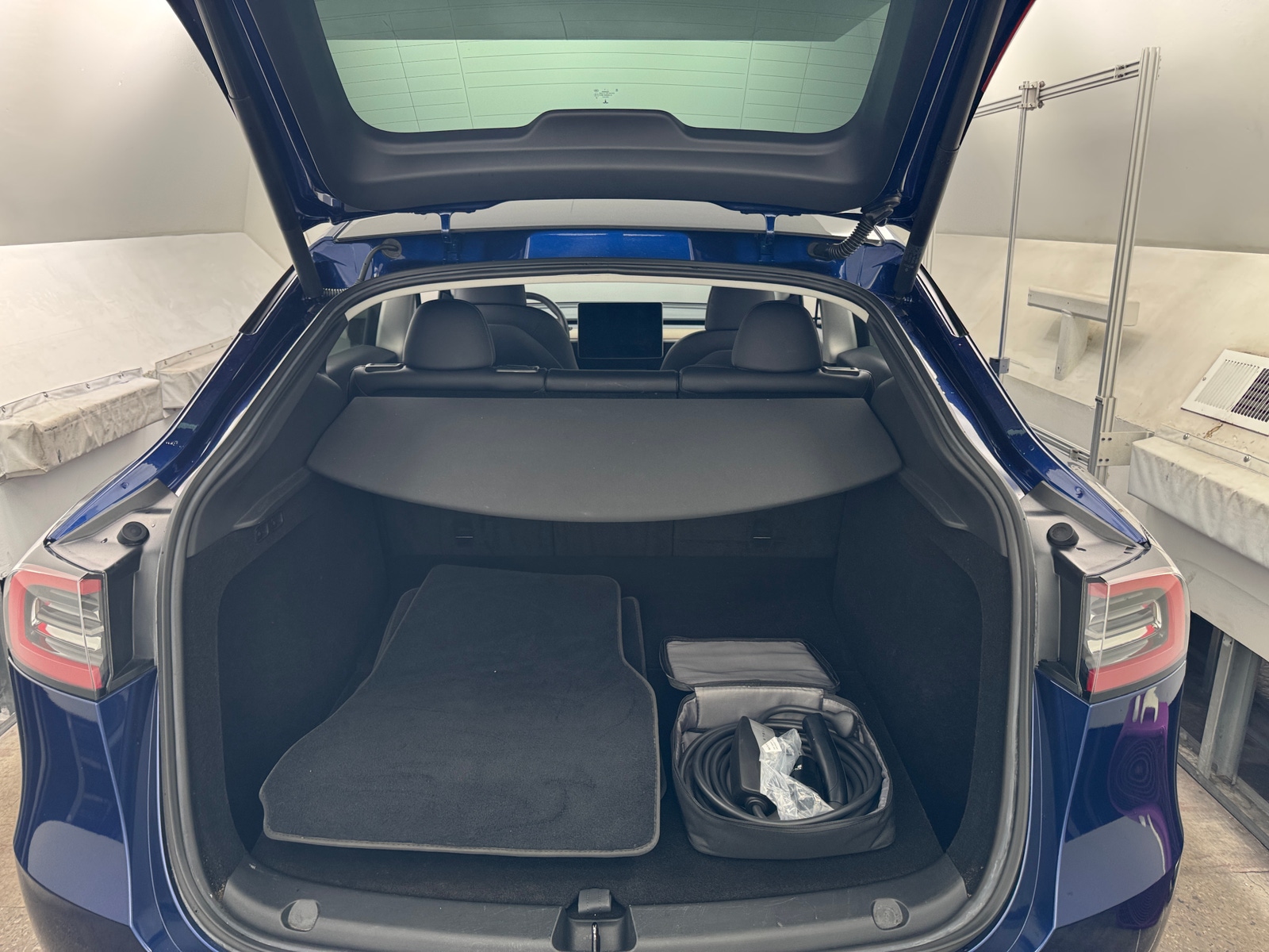 Thumbnail: 2022 Tesla Model Y - 6