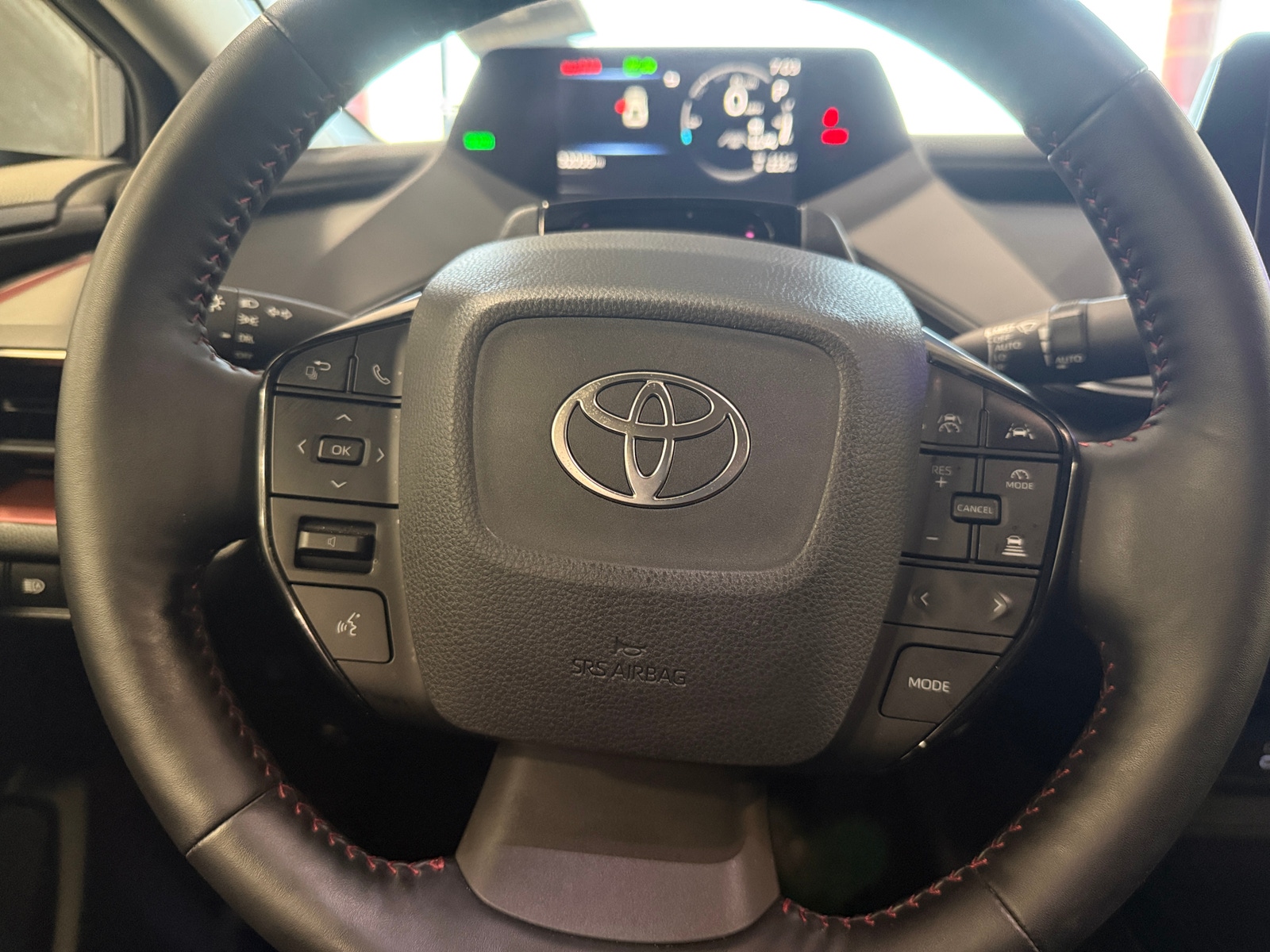 Thumbnail: 2023 Toyota Prius Prime - 5