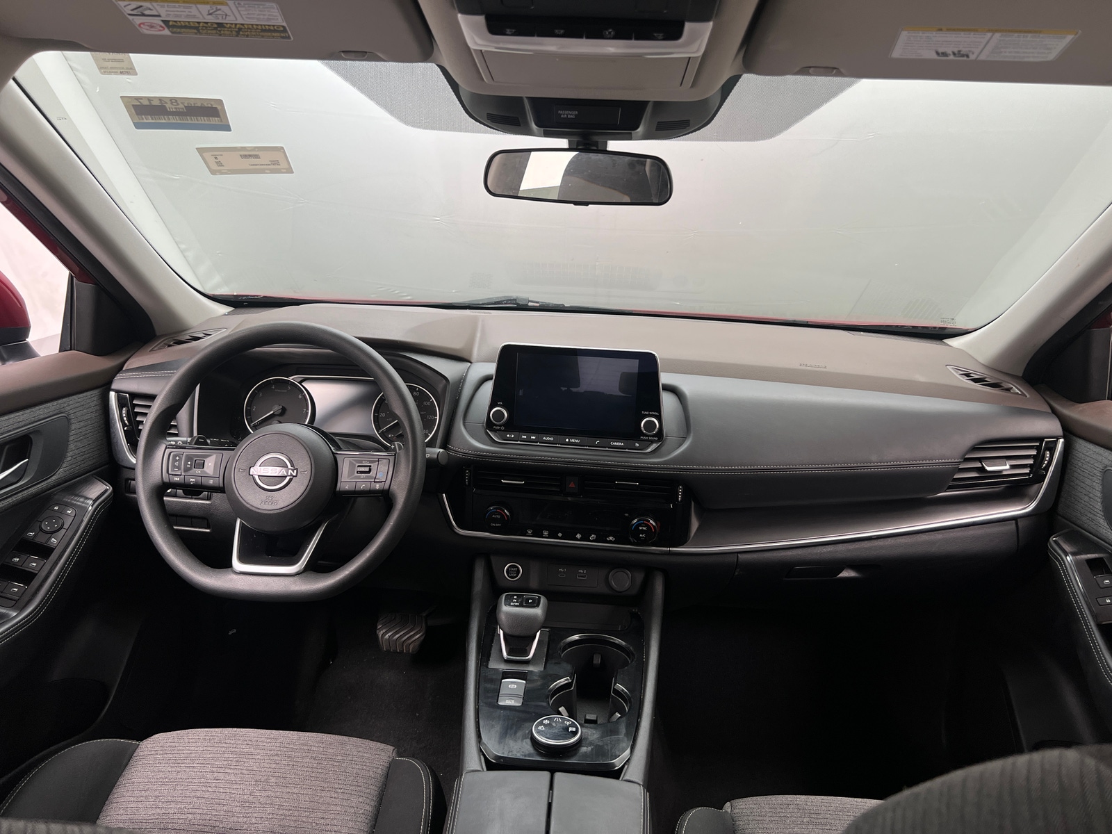 Thumbnail: 2022 Nissan Rogue - 3