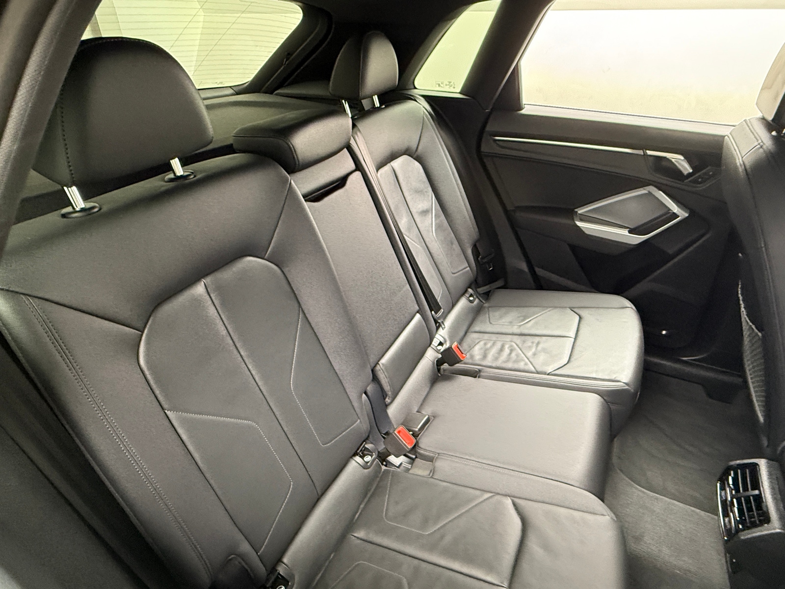 Thumbnail: 2025 Audi Q3 - 5