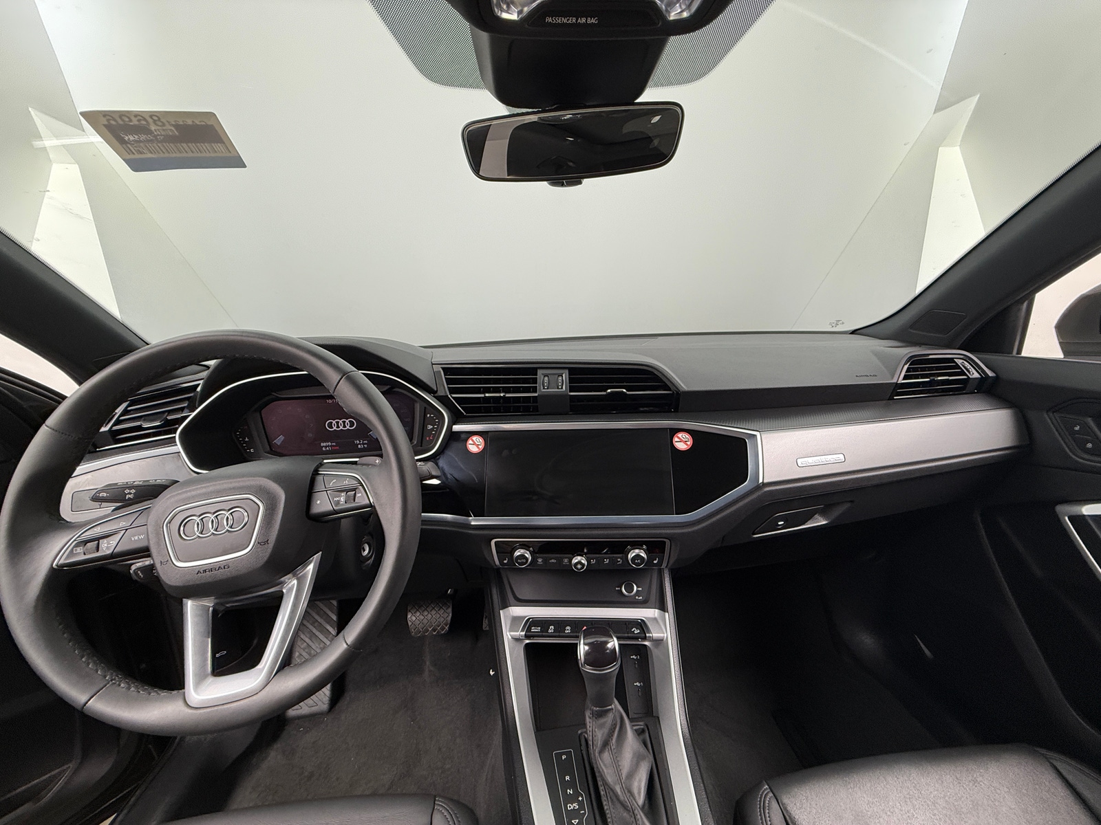 Thumbnail: 2025 Audi Q3 - 2