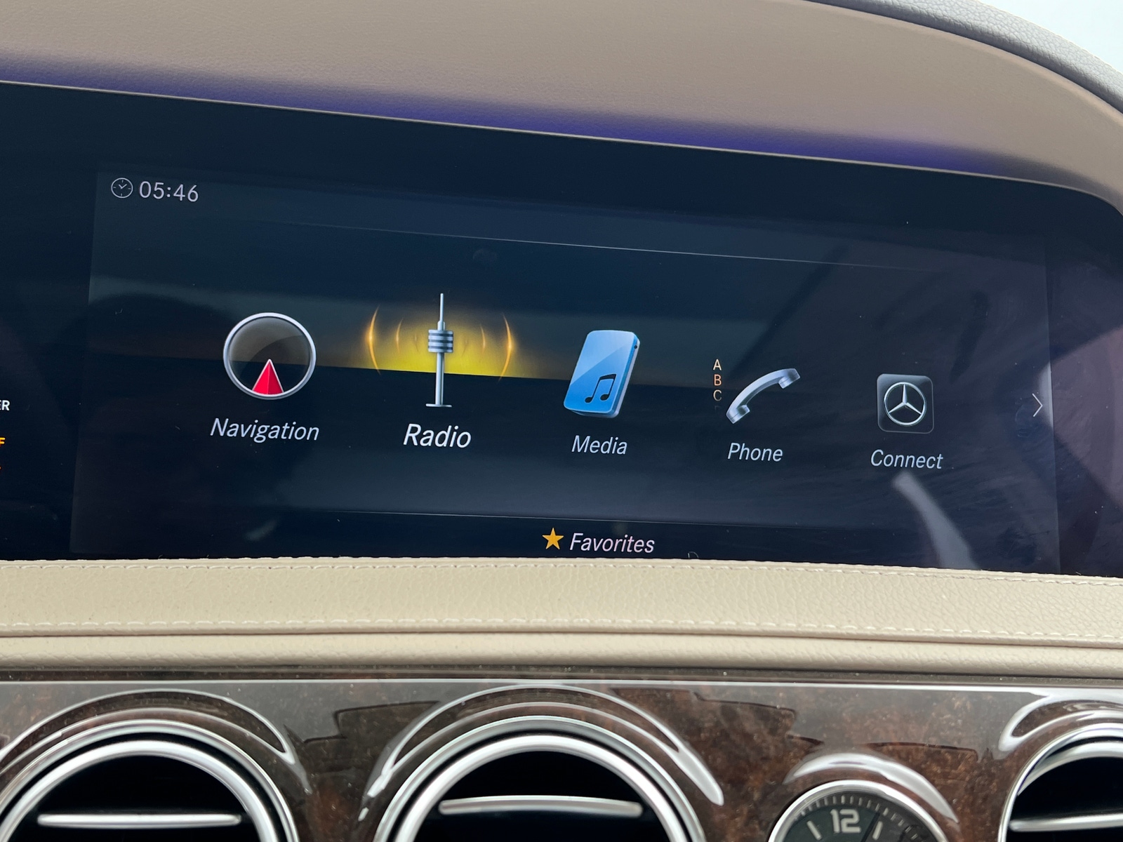 Thumbnail: 2019 Mercedes-Benz S-Class - 3