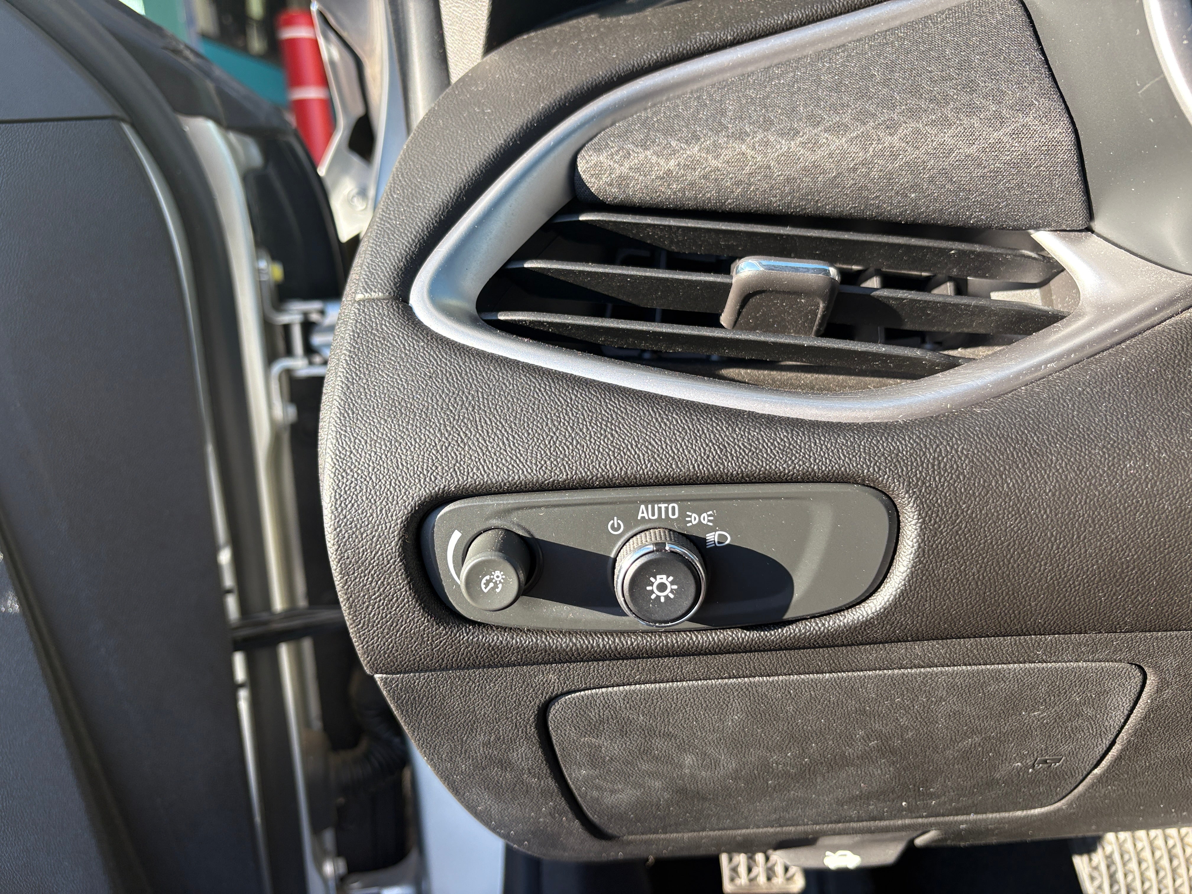 Used 2016 Chevrolet Malibu 1LS with VIN 1G1ZB5STXGF215407 for sale in Oak Creek, WI