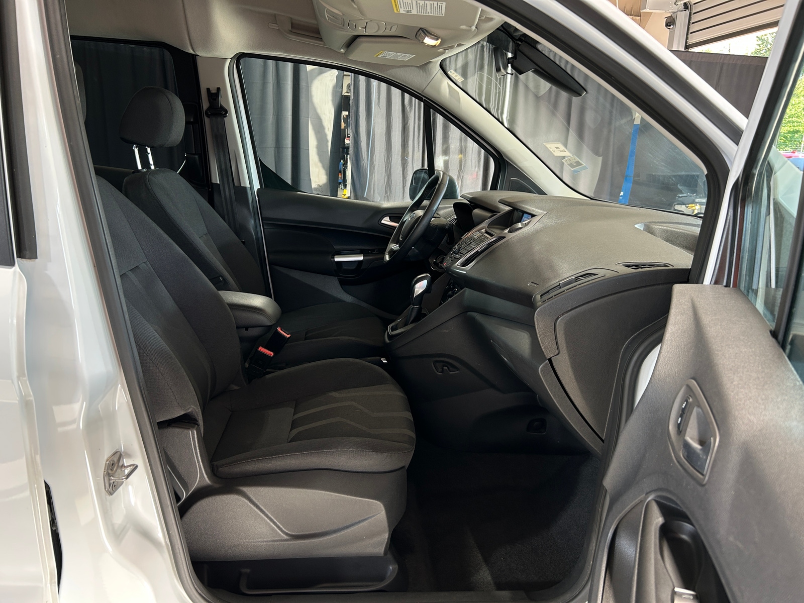 Thumbnail: 2016 Ford Transit Series - 2