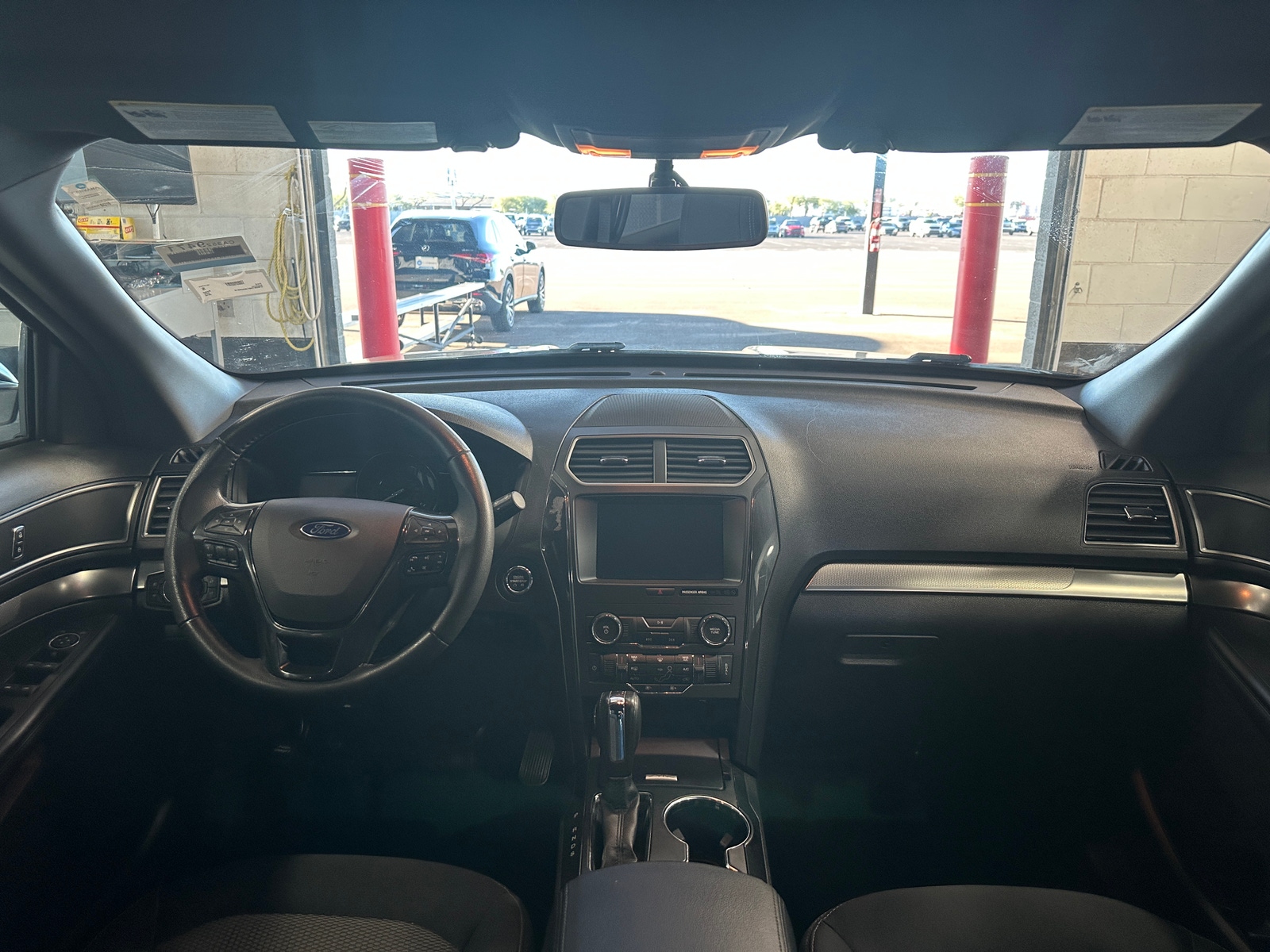 Thumbnail: 2018 Ford Explorer - 3