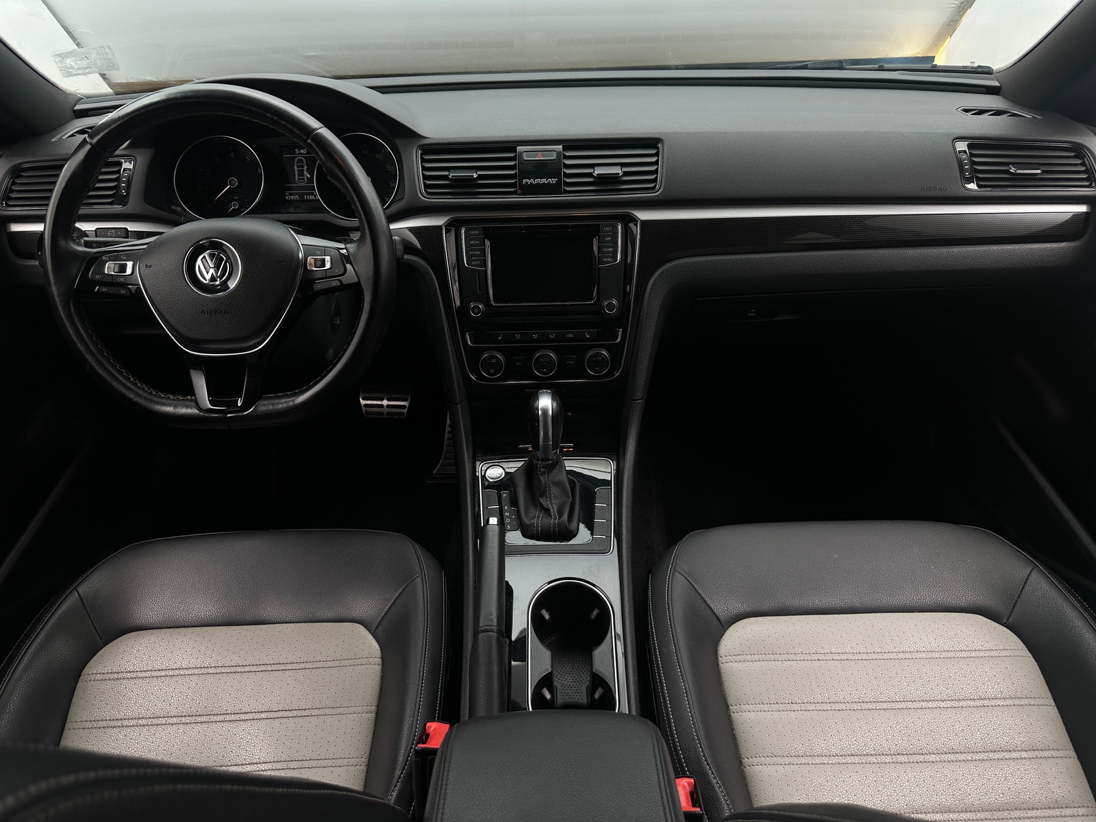 Thumbnail: 2018 Volkswagen Passat - 2