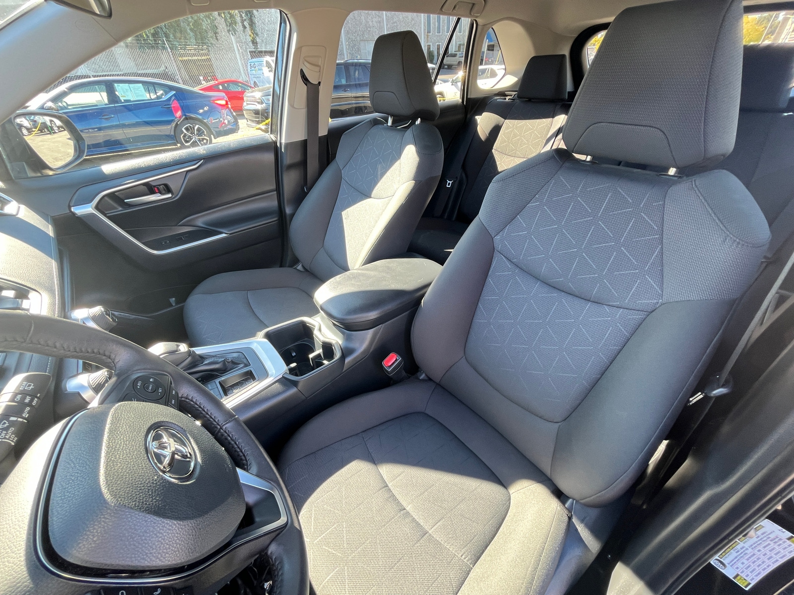 Thumbnail: 2025 Toyota RAV4 - 2