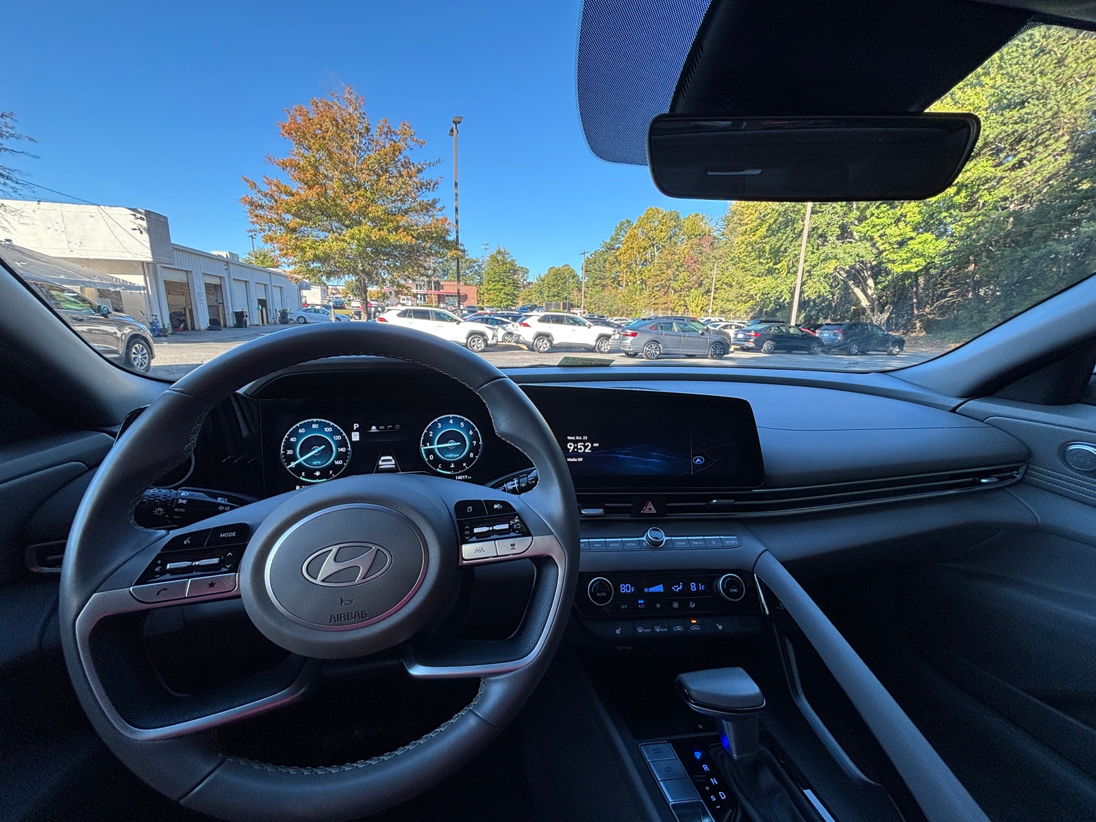 Thumbnail: 2025 Hyundai Elantra - 3