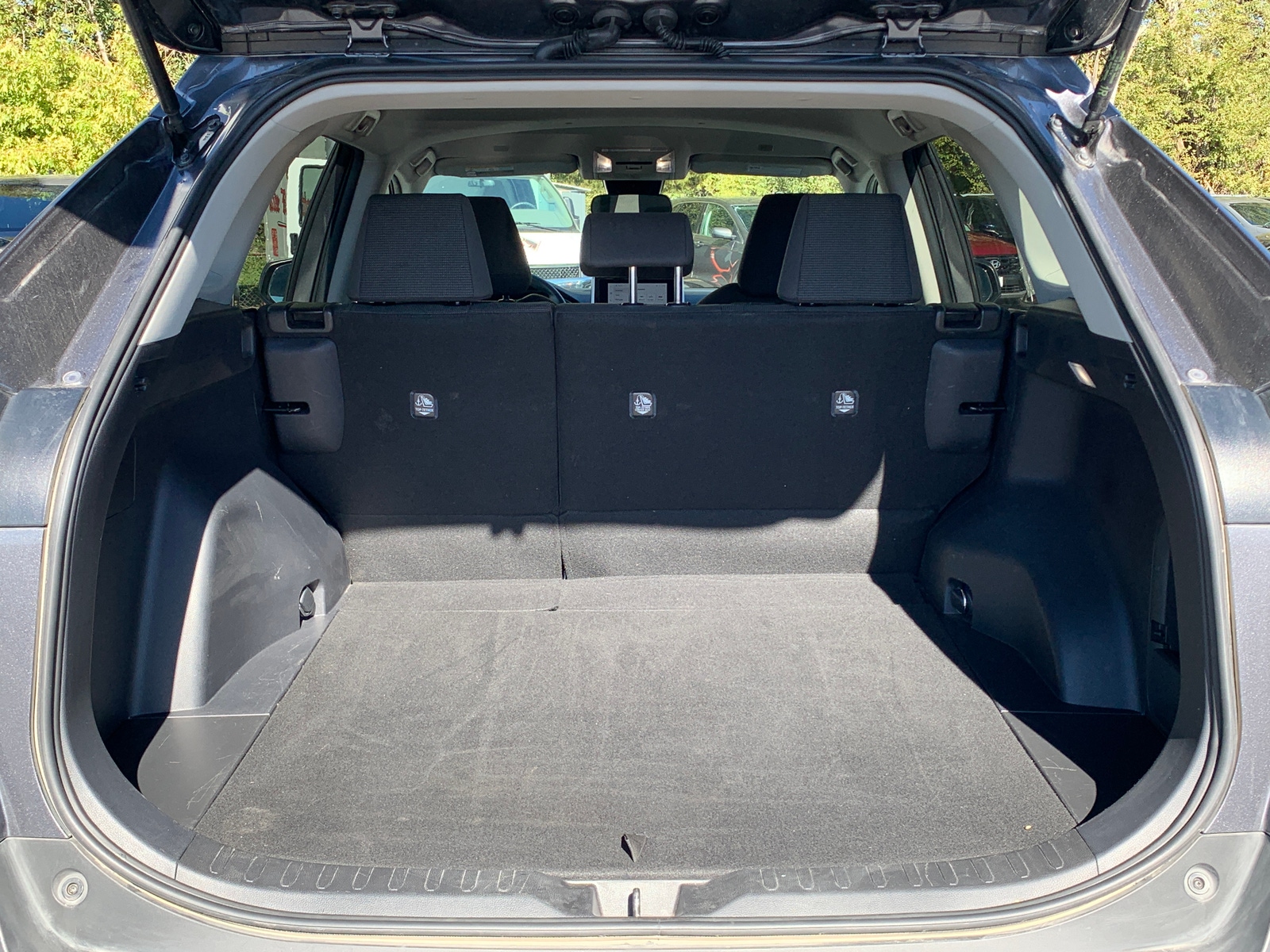 Thumbnail: 2025 Toyota RAV4 - 6