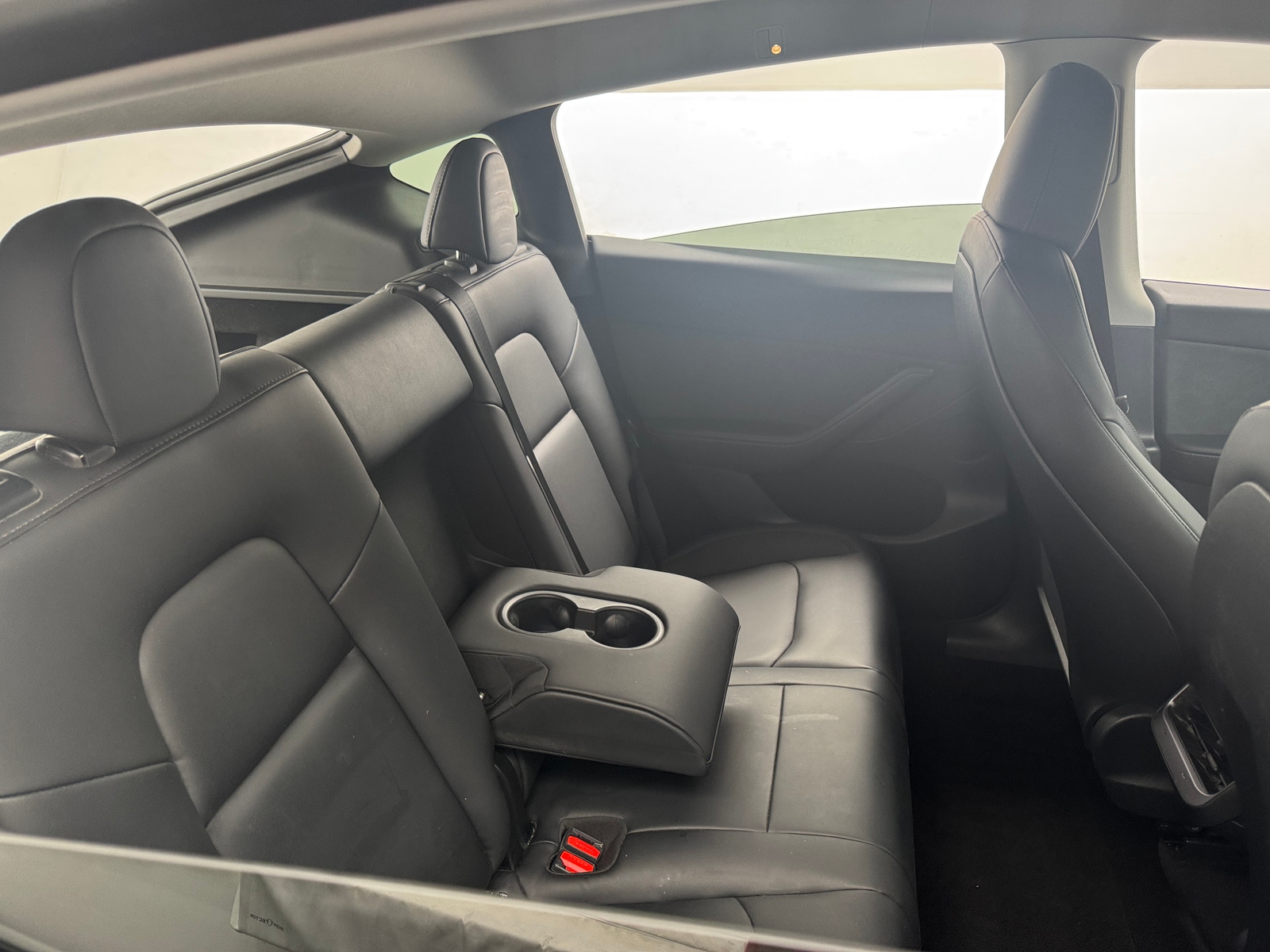 Thumbnail: 2023 Tesla Model Y - 4