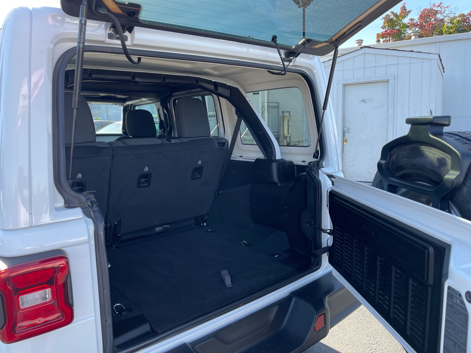 Thumbnail: 2025 Jeep Wrangler - 6