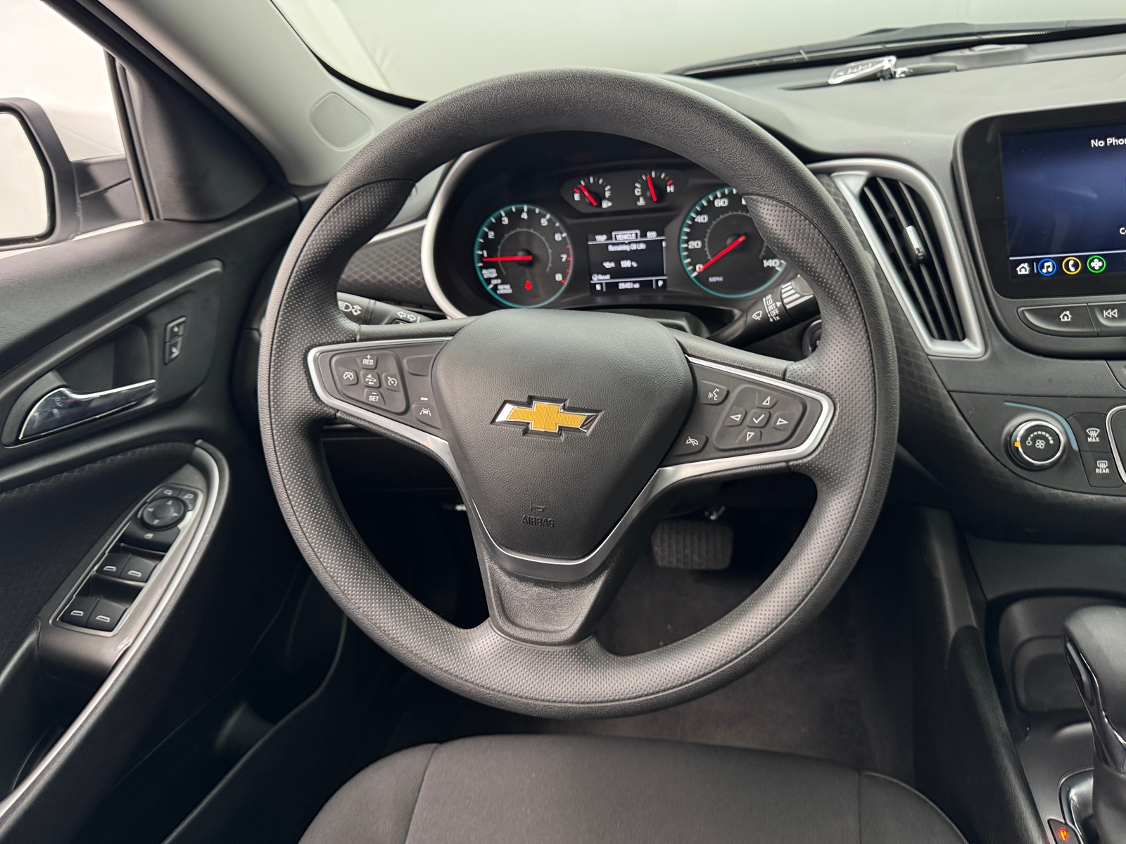 Thumbnail: 2023 Chevrolet Malibu - 5