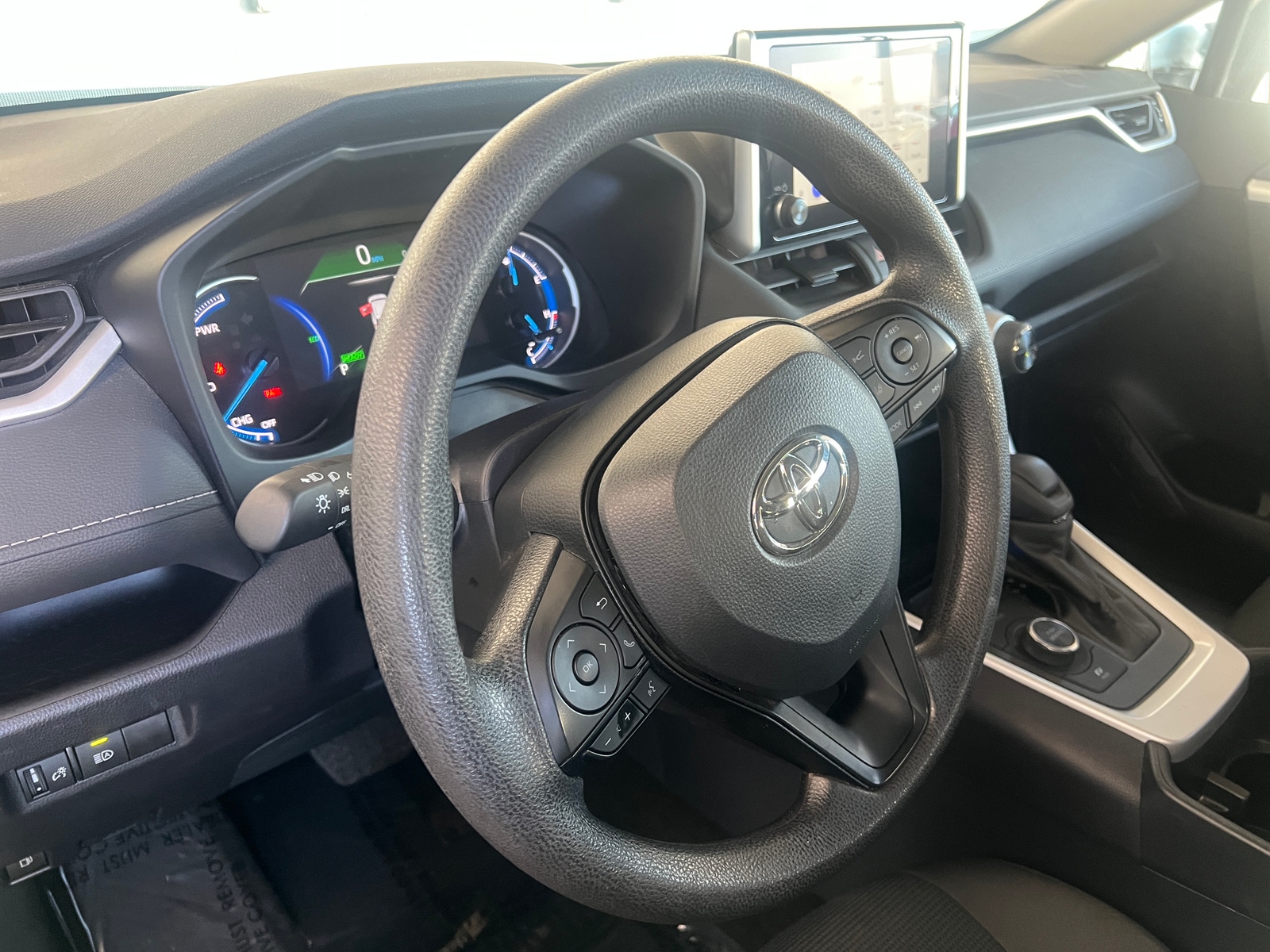 Thumbnail: 2025 Toyota RAV4 - 5