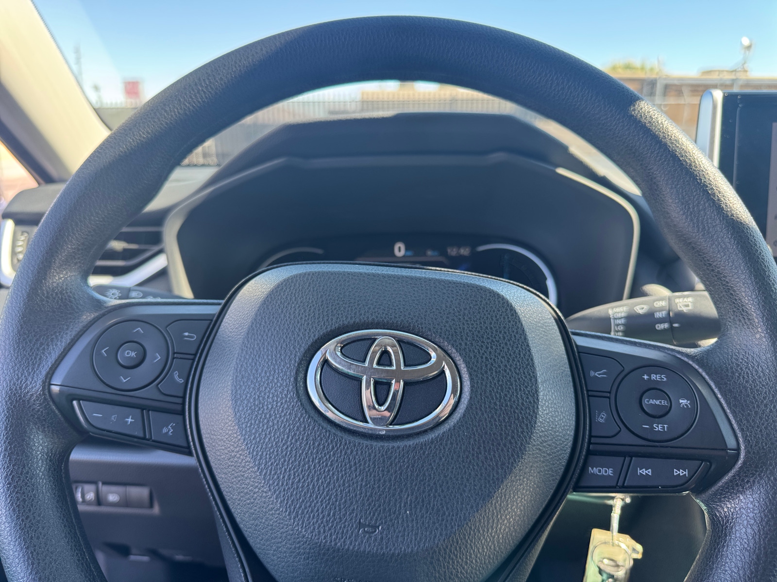 Thumbnail: 2025 Toyota RAV4 - 5