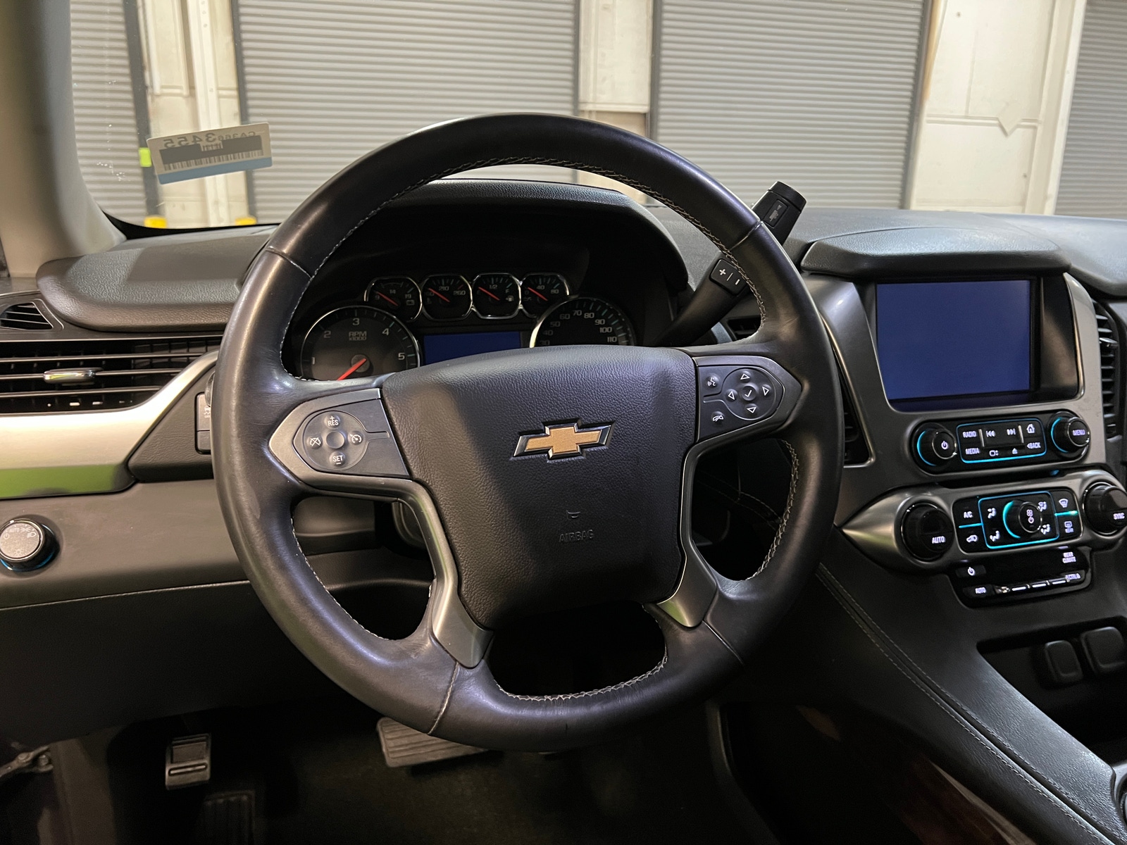 Thumbnail: 2017 Chevrolet Tahoe - 5